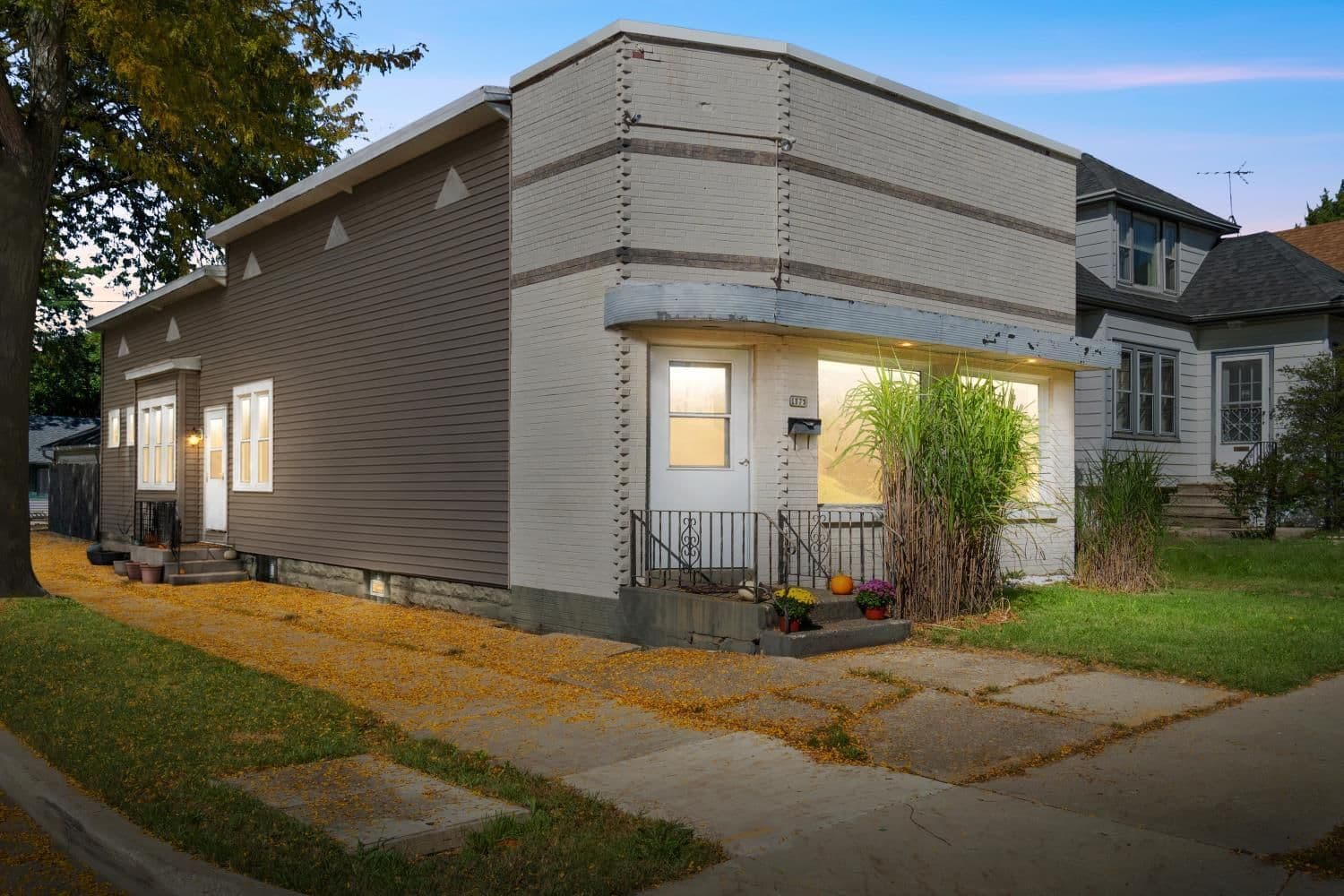 1579 56th St, West Allis, WI 53214
