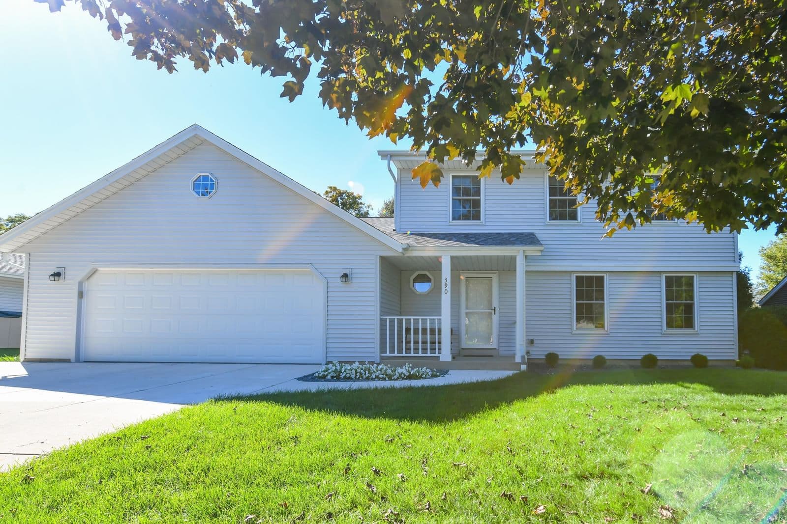 390 Quail Run, Oak Creek, WI 53154 3