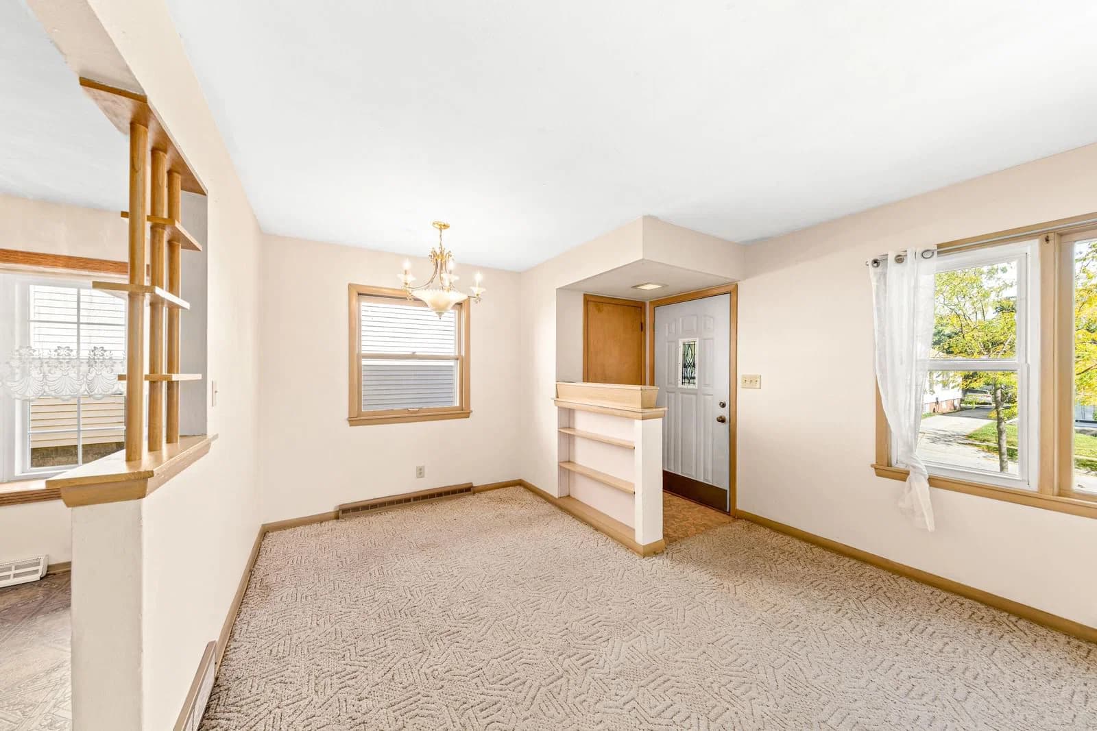 1631 94th Pl, West Allis, WI 53214 3