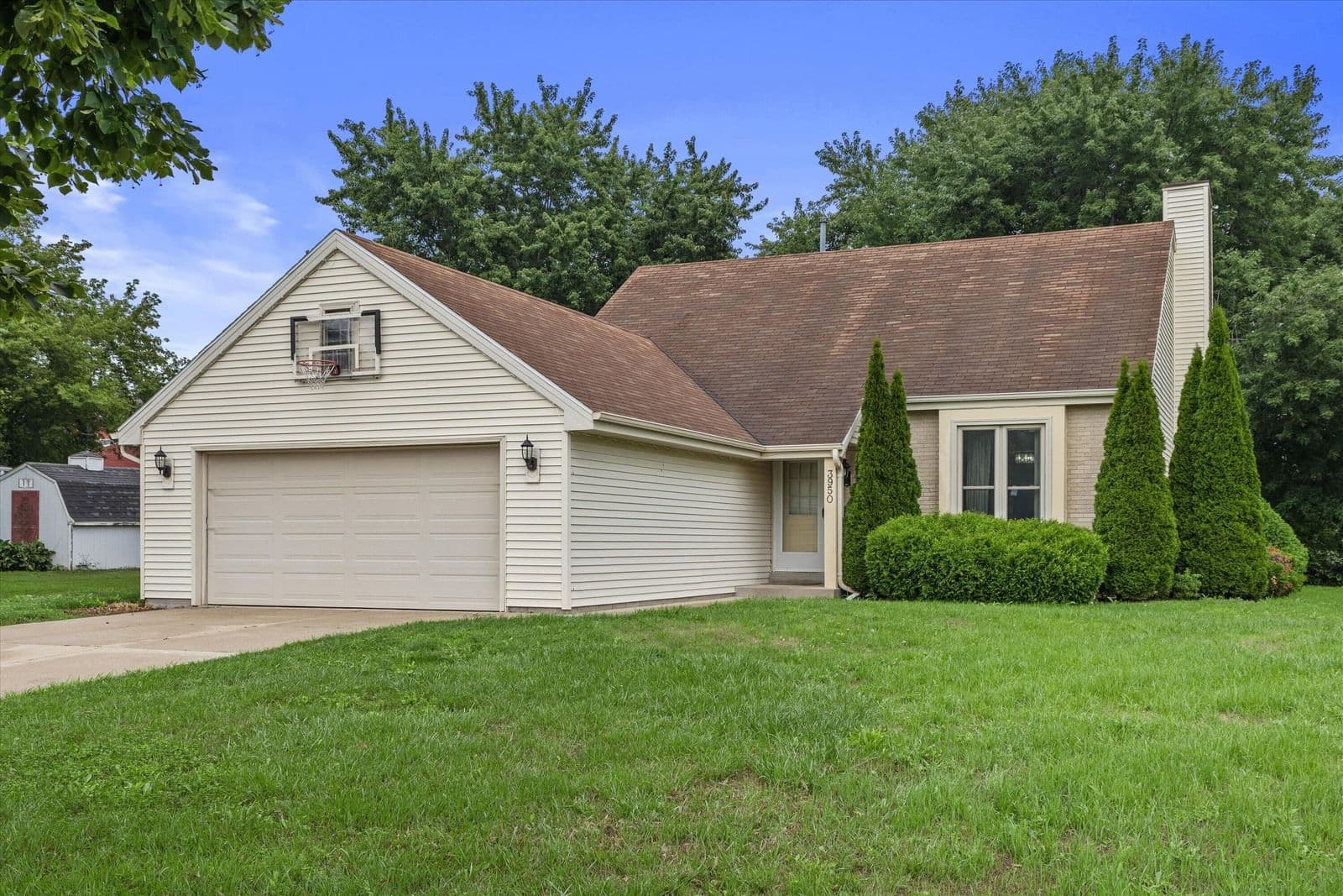 3950 Minnesota Ave, Franklin, WI 53132 2
