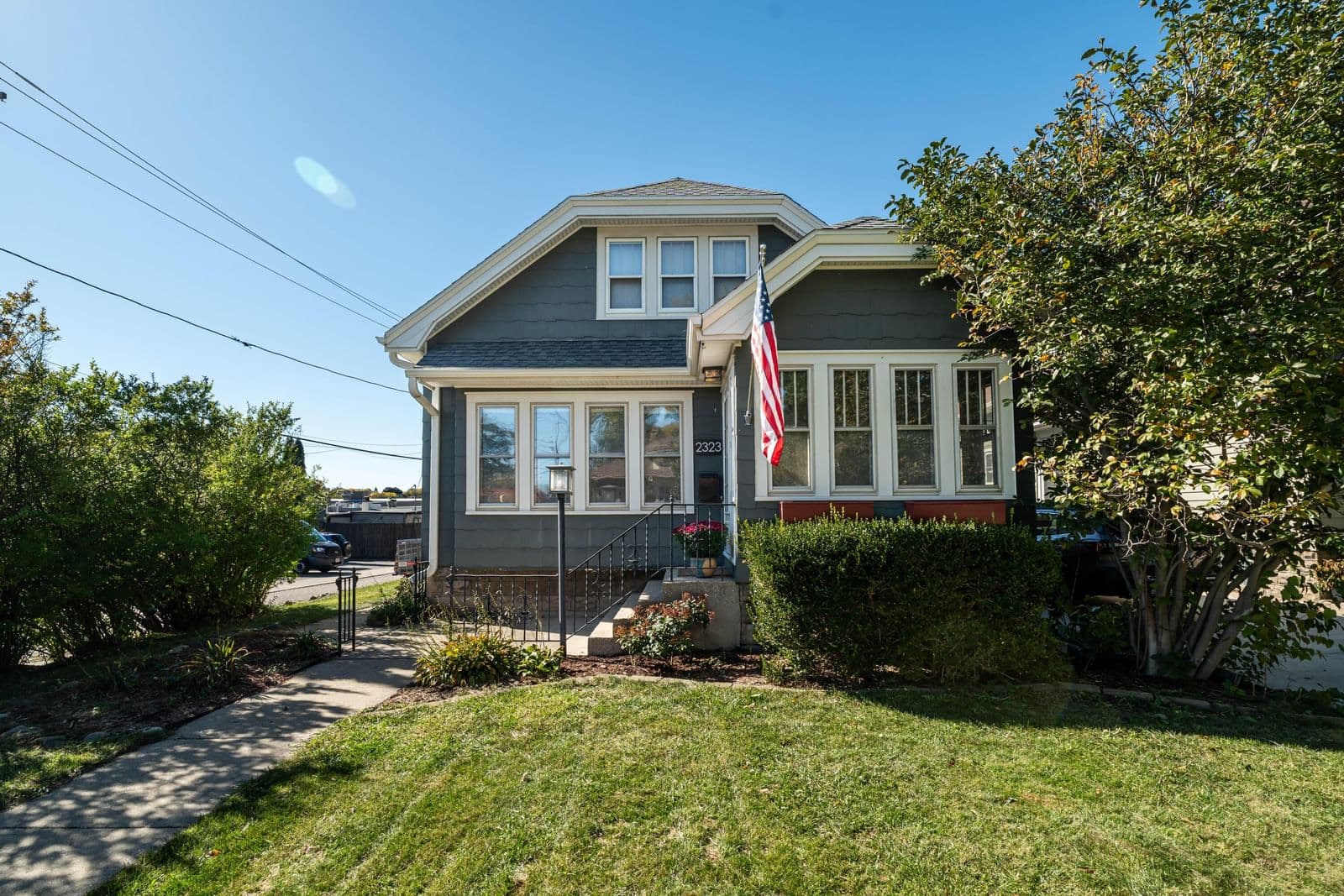 2323 66th St, Wauwatosa, WI 53213 3