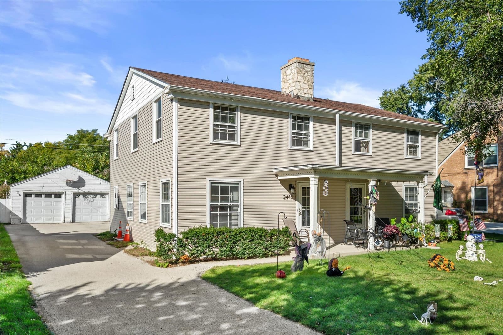 2443 114th St, Wauwatosa, WI 53226 2