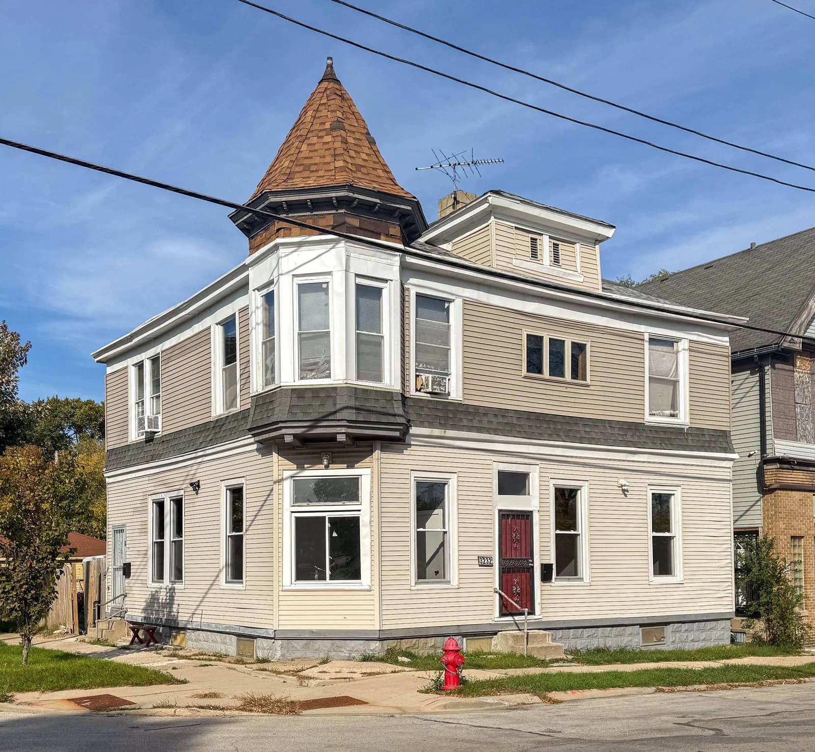 3232 Cameron Ave, Milwaukee, WI 53209