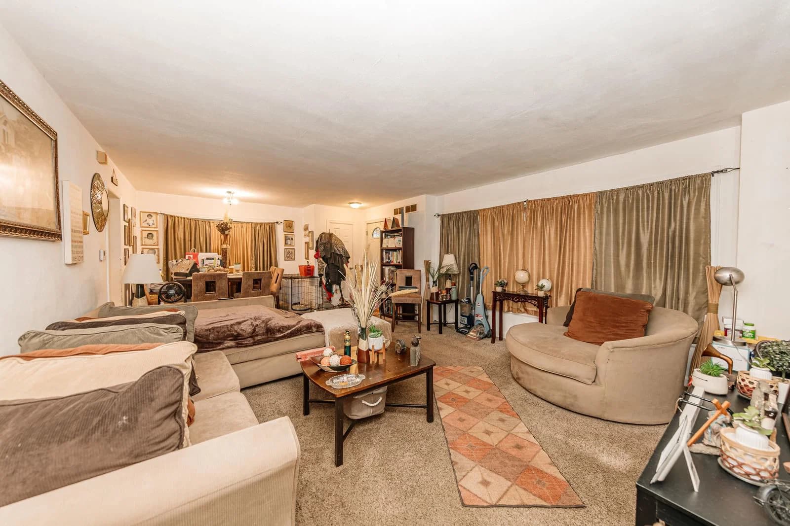 5526 Thurston Ave 4