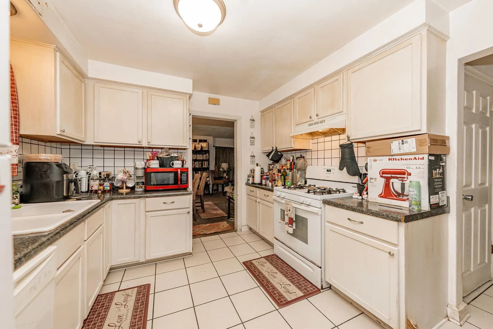 5526 Thurston Ave 5