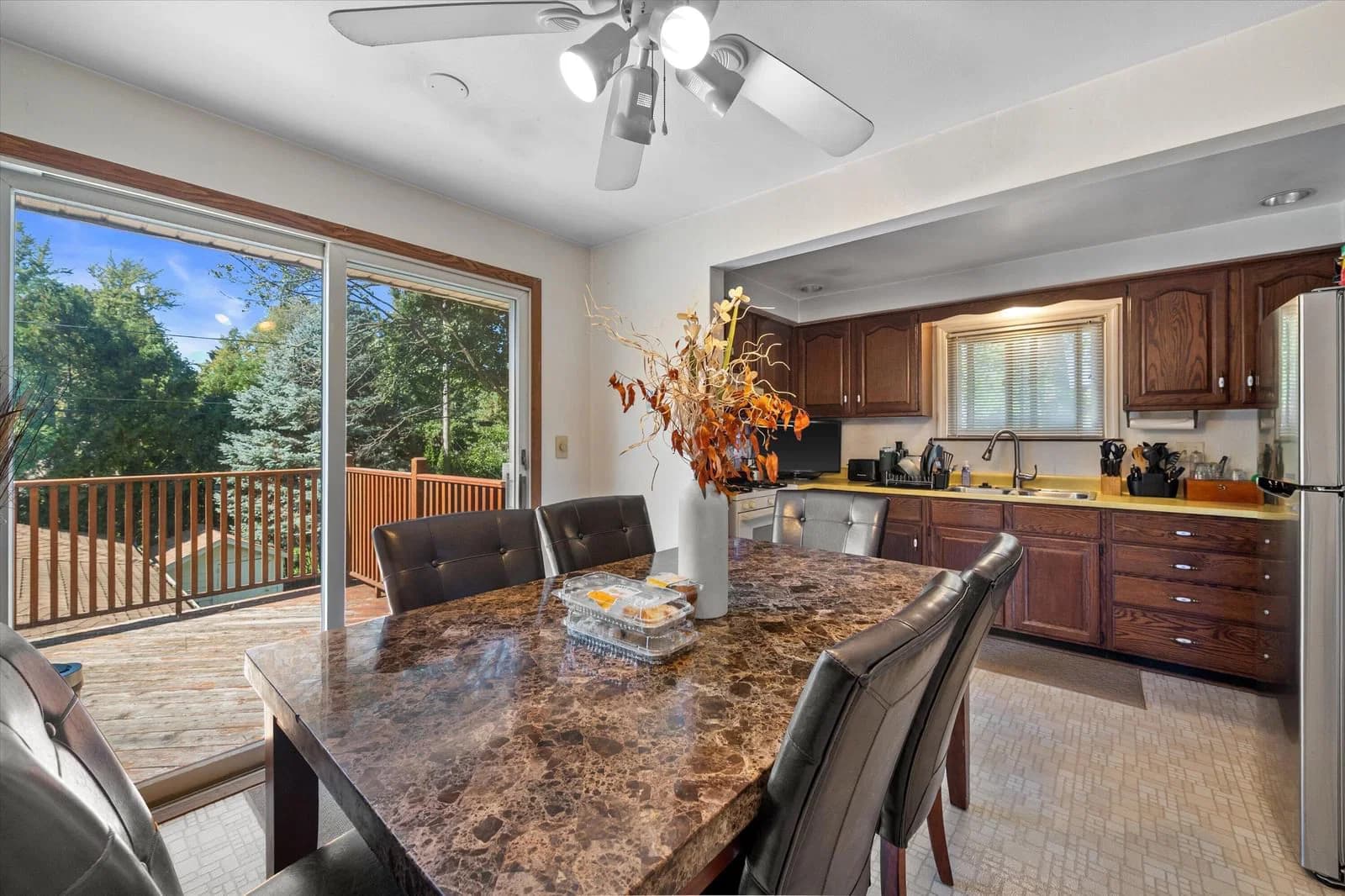 11610 Elmhurst Pkwy 4