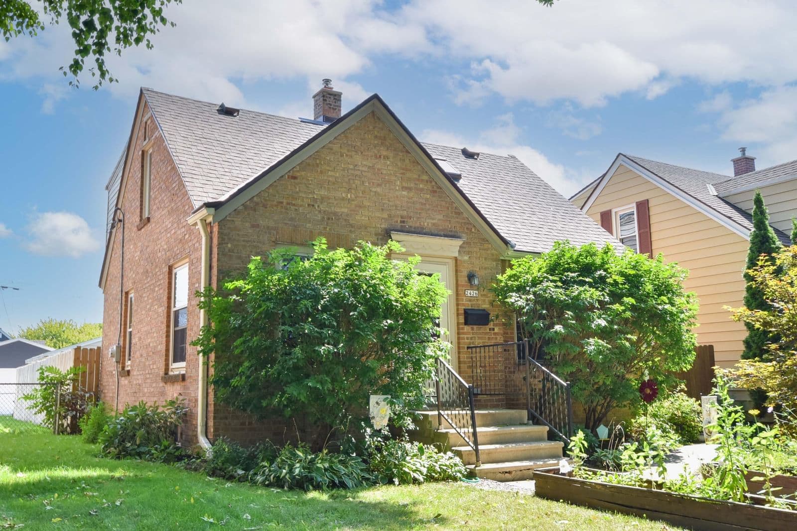 2426 73rd St, West Allis, WI 53219 3