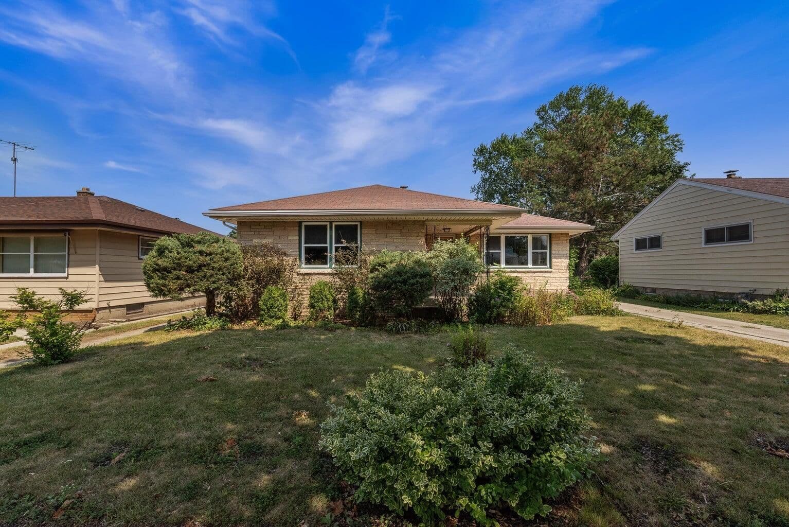 4126 80th St, Milwaukee, WI 53222