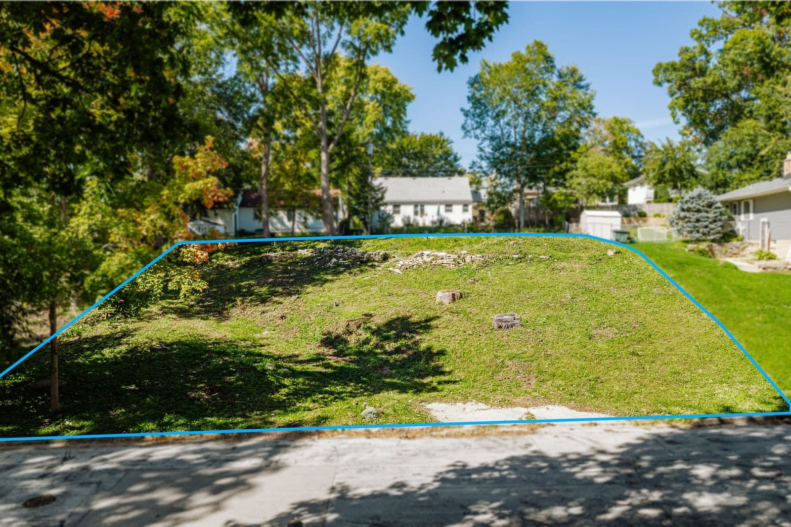 11732 Martha Dr, Wauwatosa, WI 53226