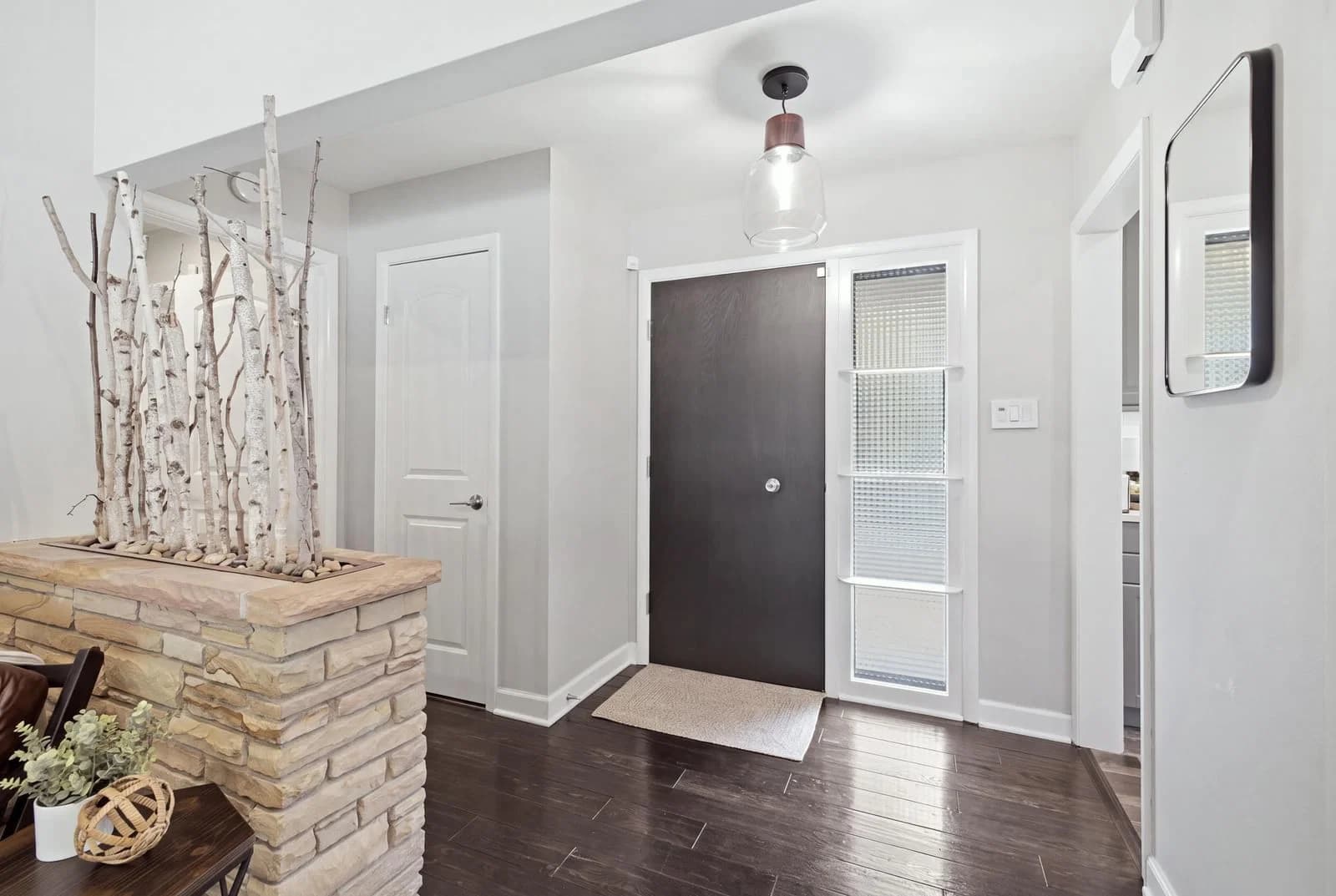 1231 121st St, Wauwatosa, WI 53226 2