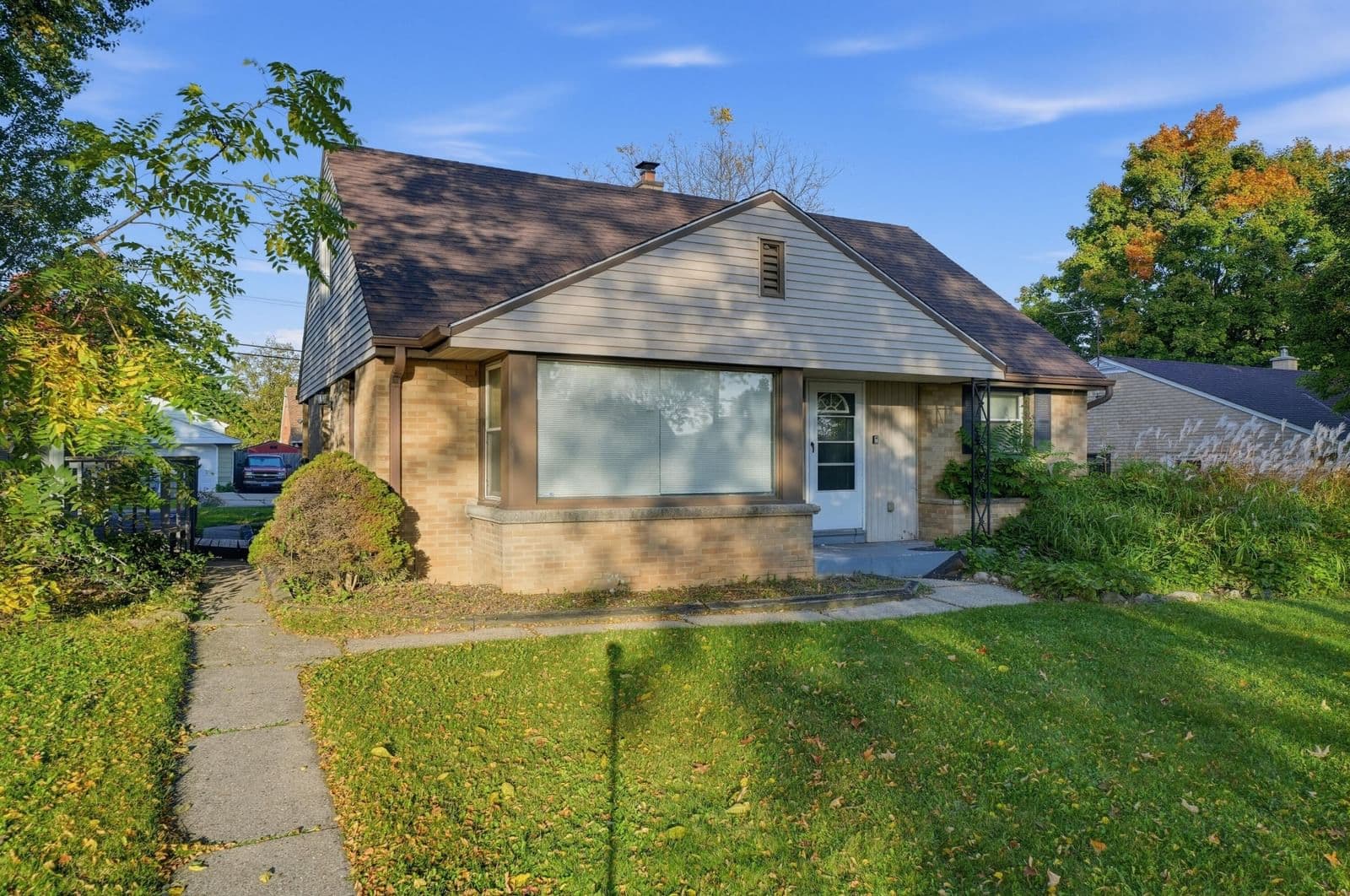 3911 77th St, Milwaukee, WI 53222 2