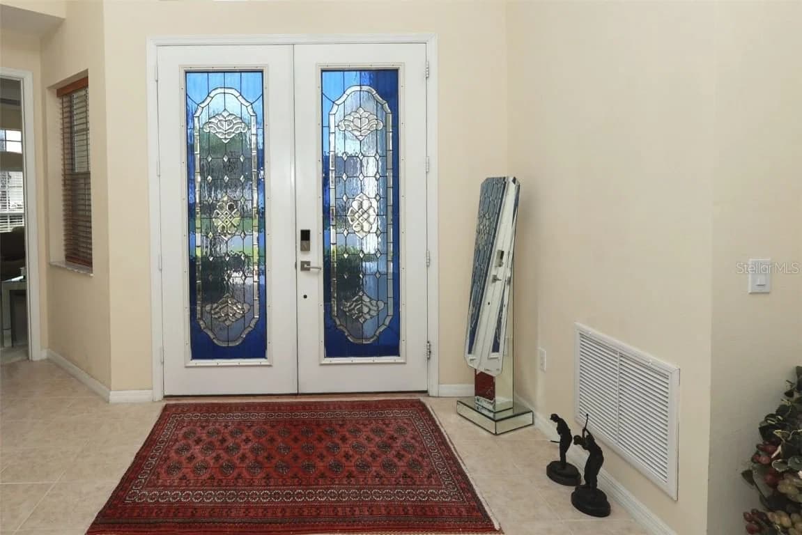 255 ROYAL PALM 4