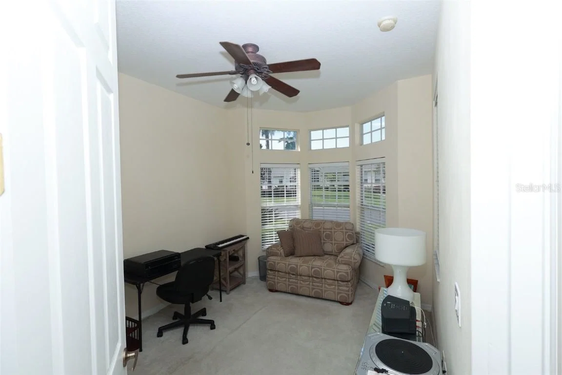 255 ROYAL PALM 5