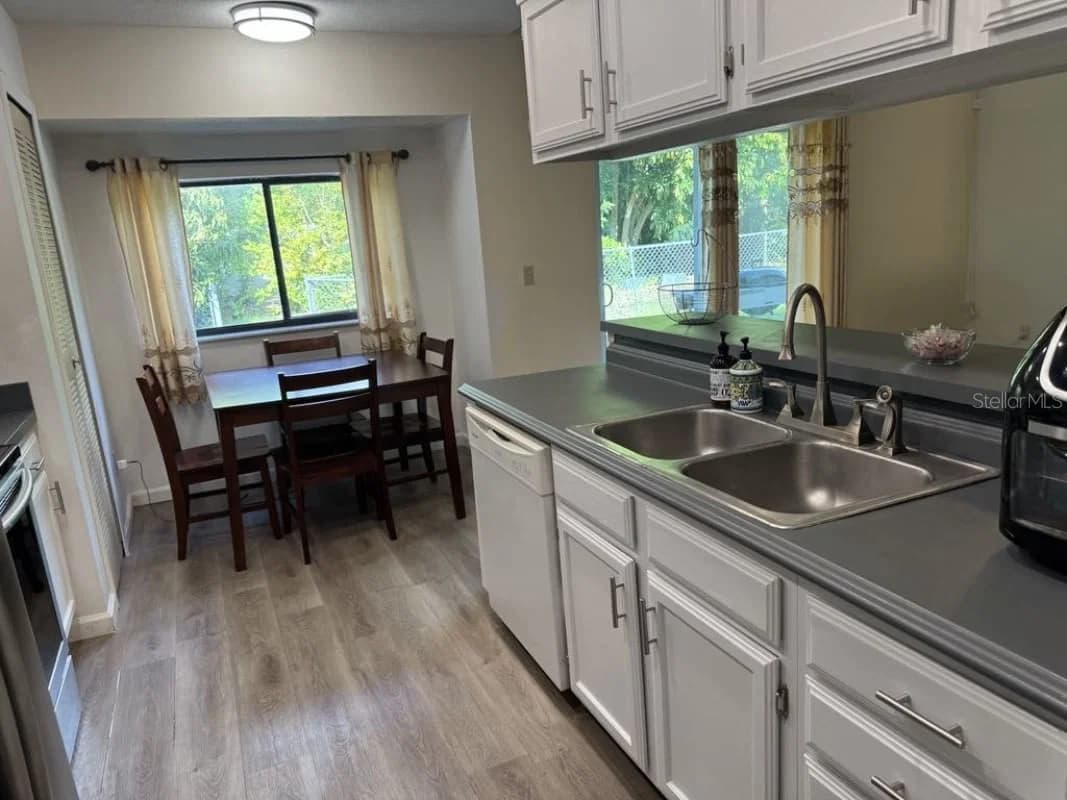 5523 WESTVIEW, Orlando, FL 32810 3