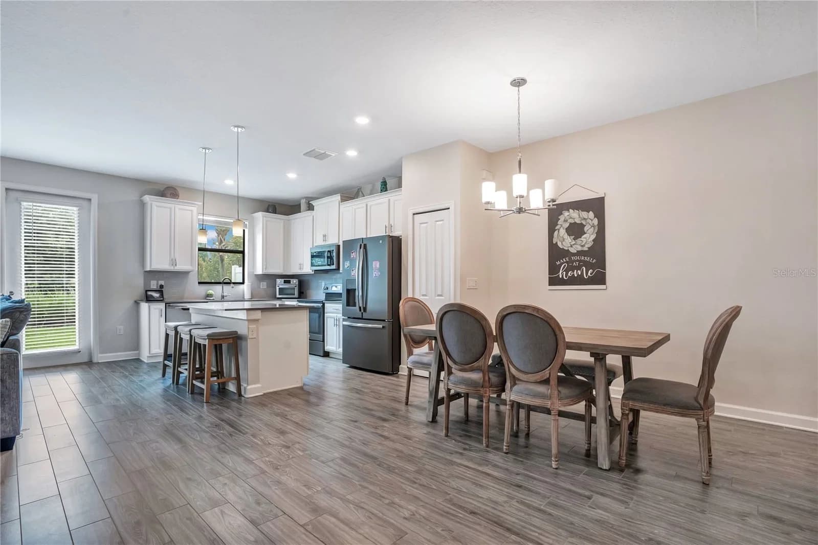 1251 ROYAL ST GEORGE 3