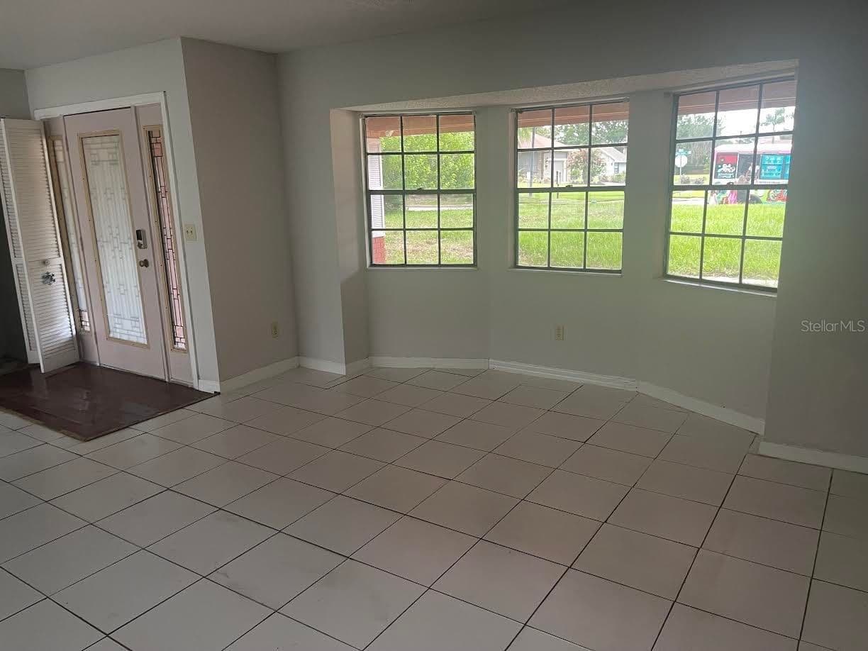 9310 BAY VISTA ESTATES 4