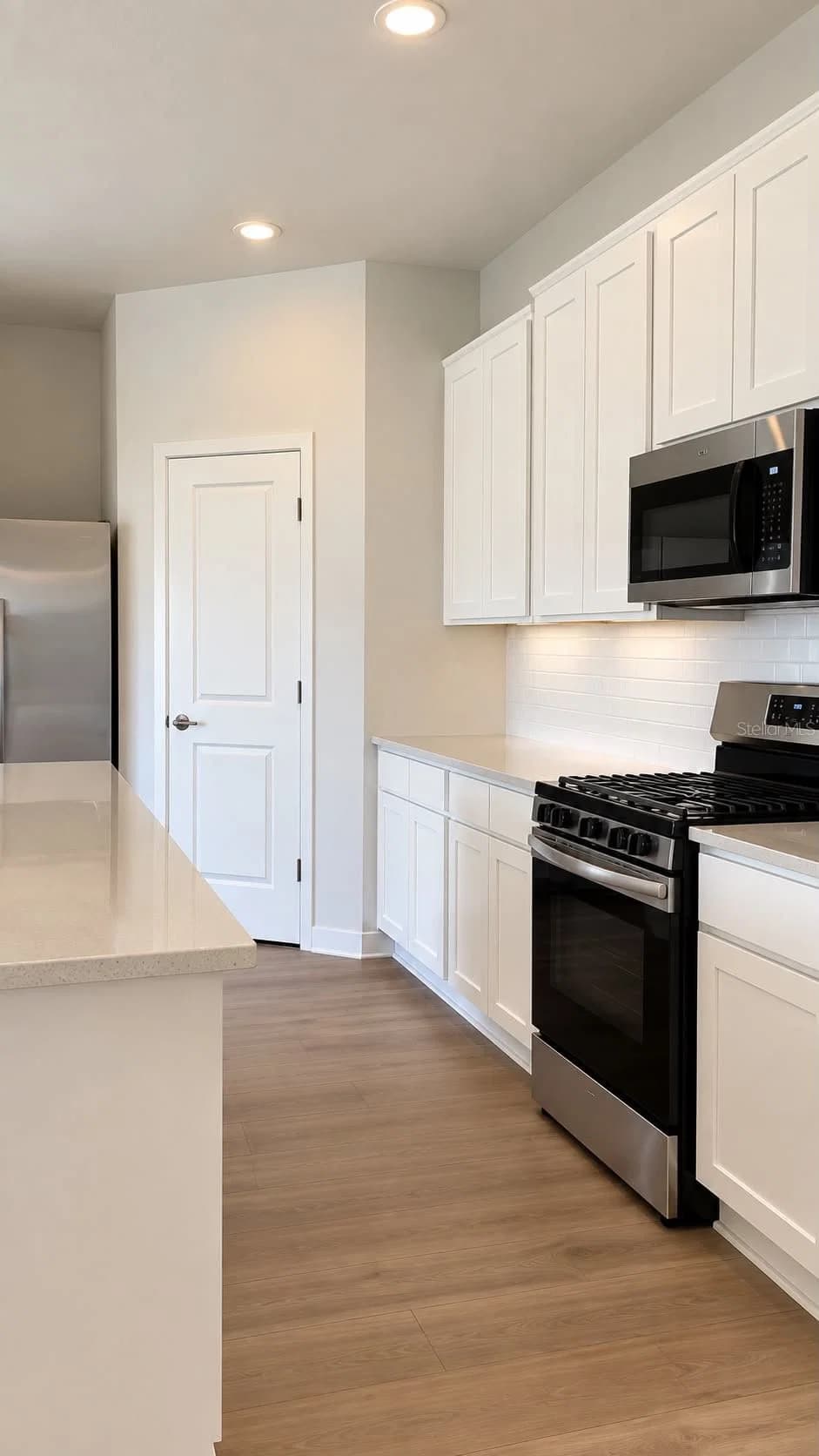 5521 GUAVA Court 4