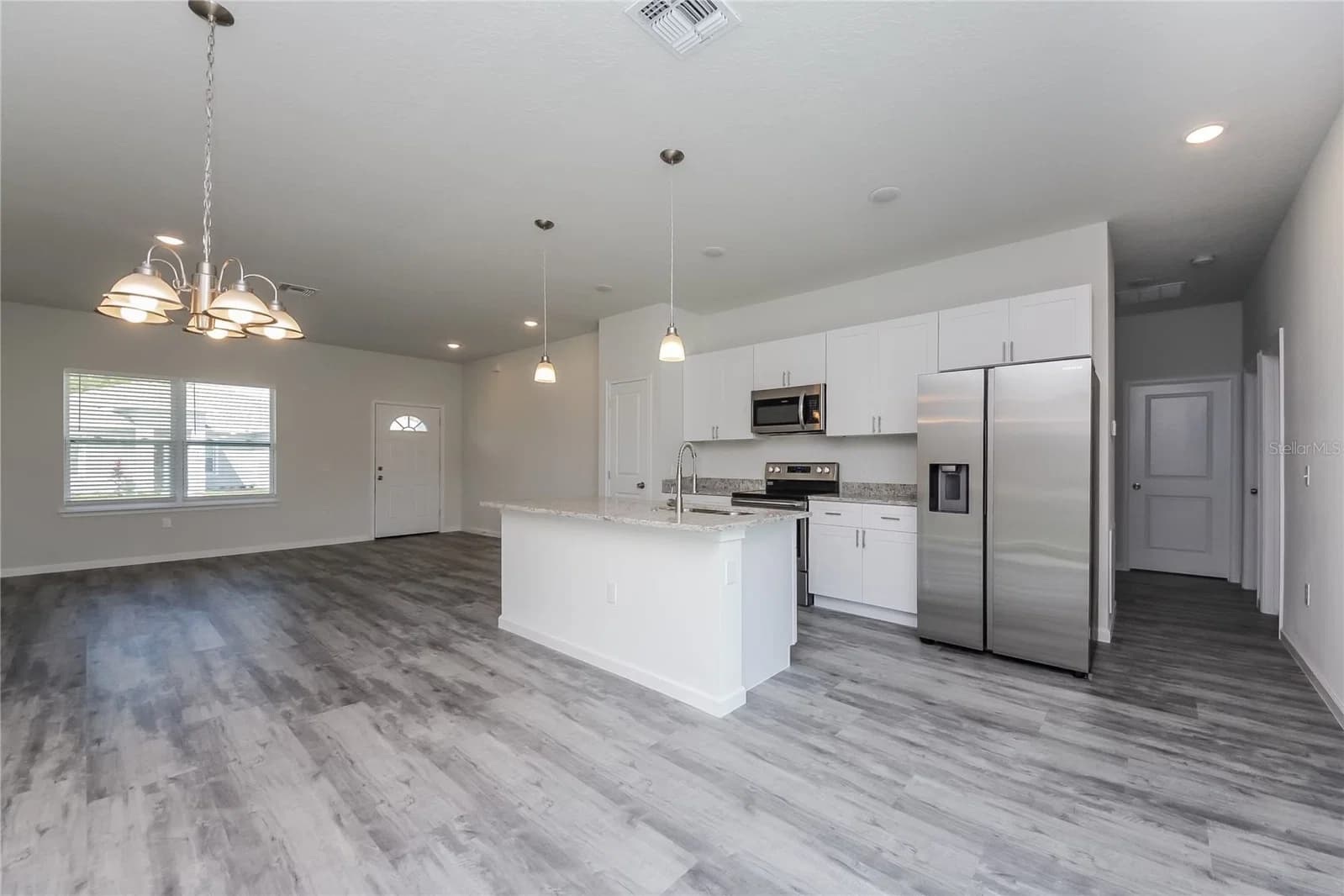 137 VIOLET CT 4
