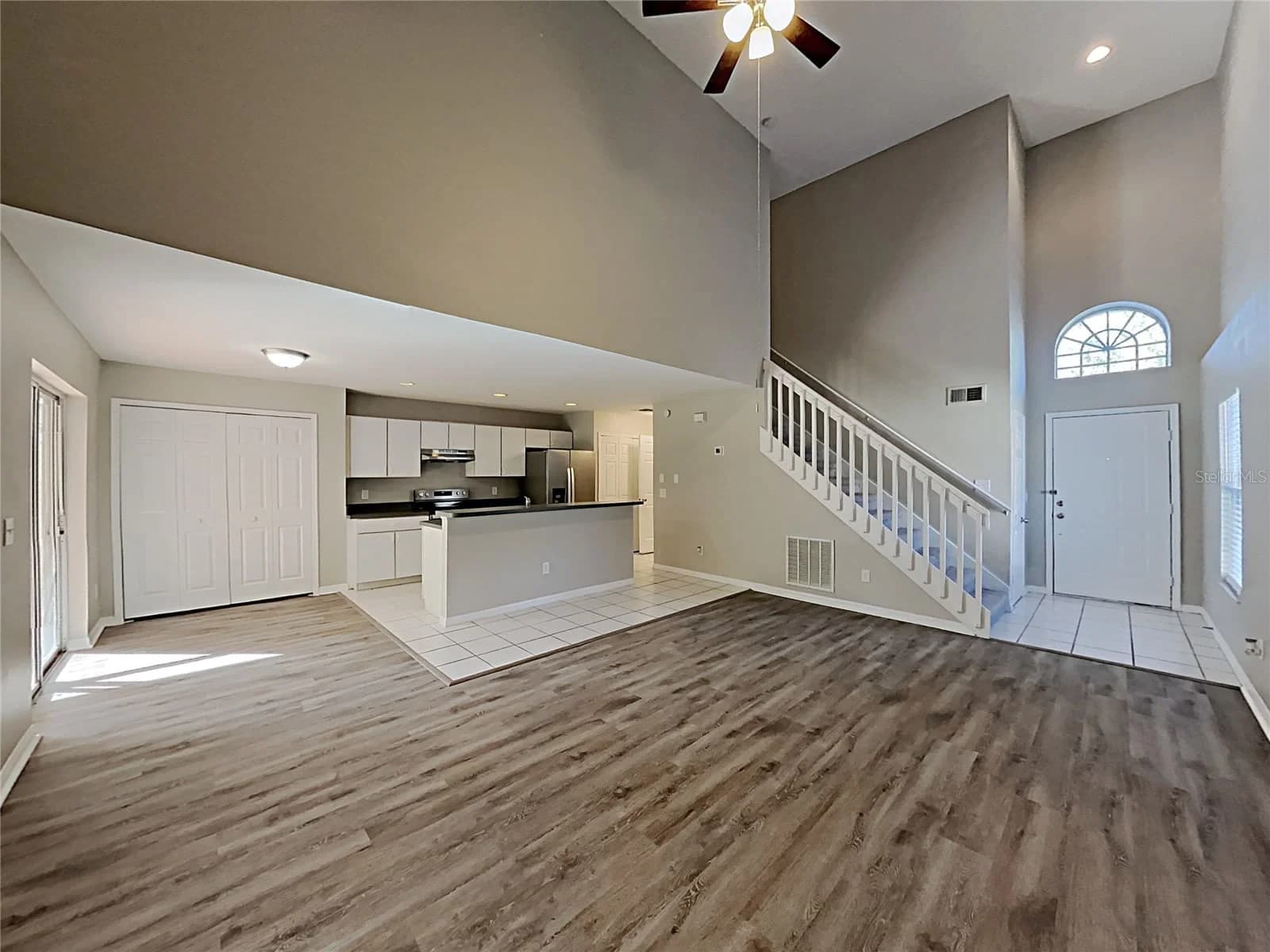 2184 HEATHWOOD Circle, Orlando, FL 32828 2
