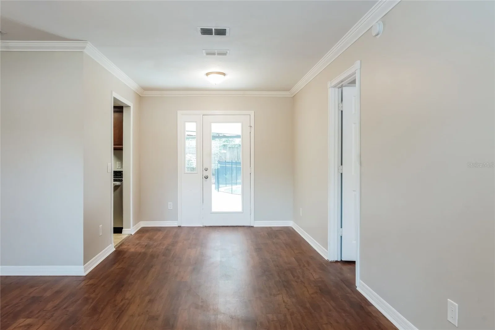 9359 TOBY, Orlando, FL 32817 2
