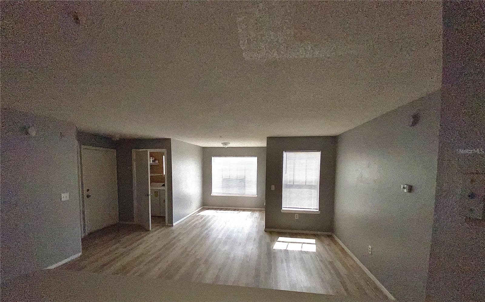 2209 ANTIGUA Place #827 5