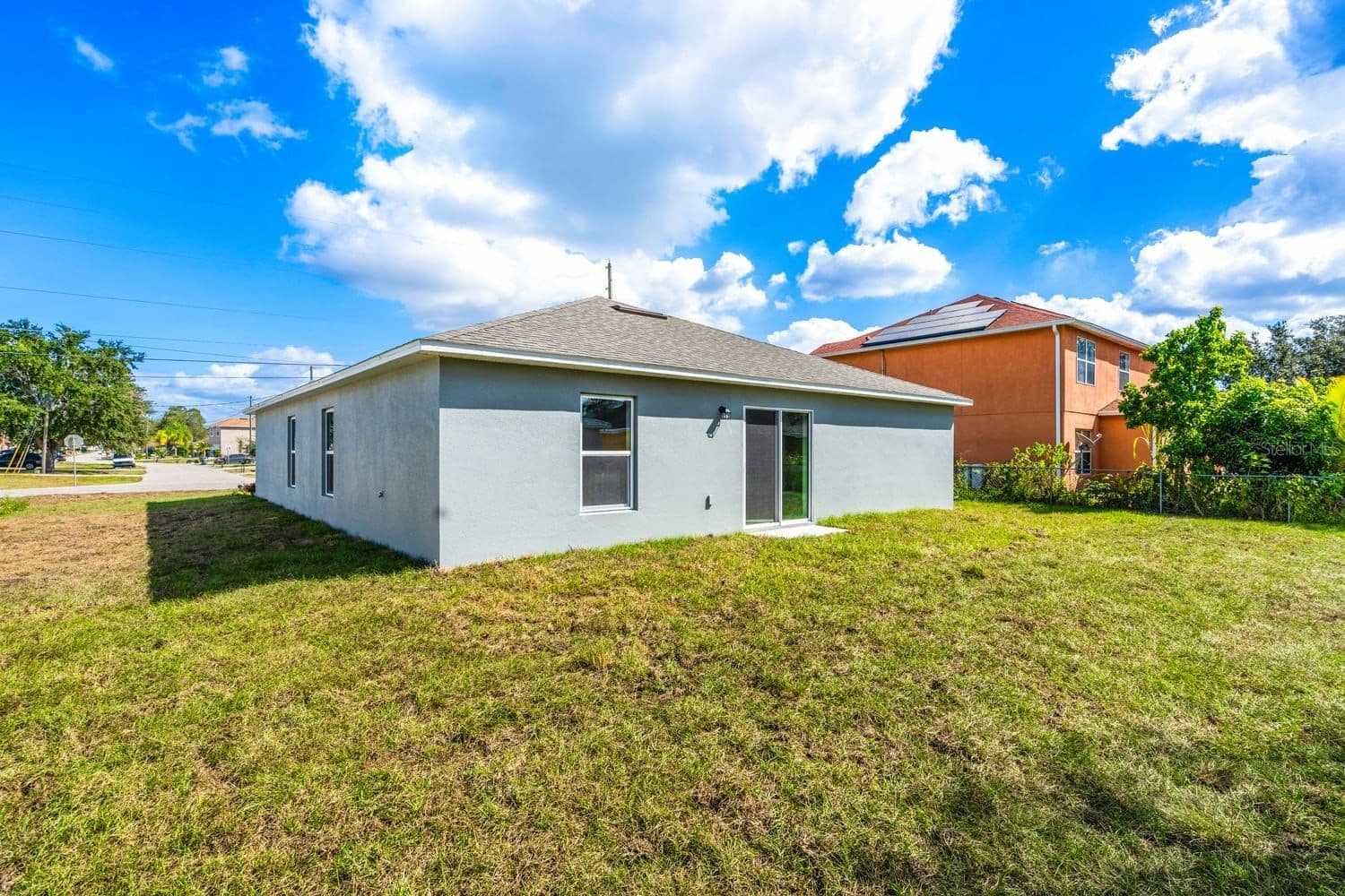 1822 BERING, Kissimmee, FL 34759 2
