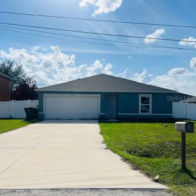 1822 BERING, Kissimmee, FL 34759 3