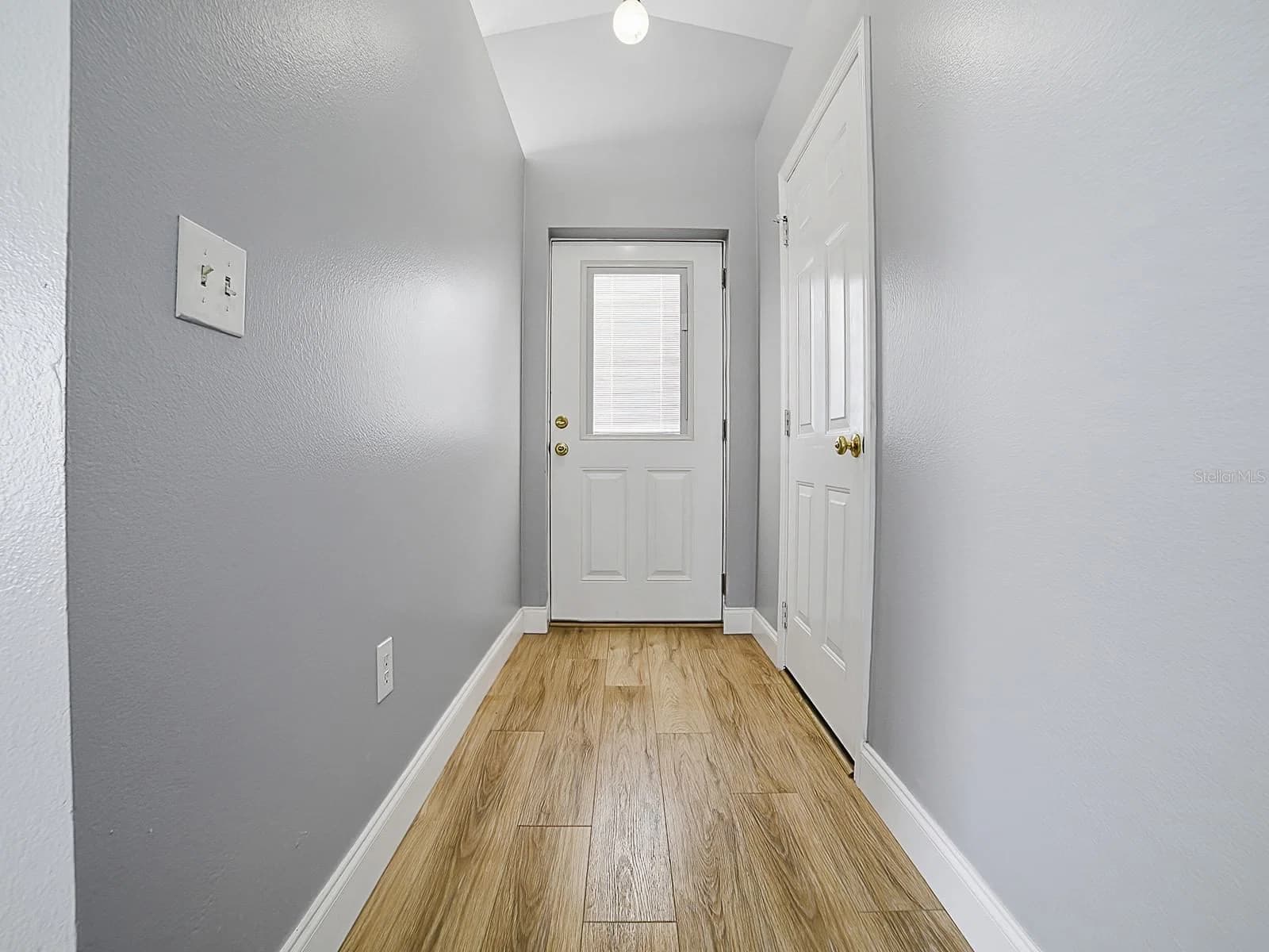 2741 BROWN Avenue, Orlando, FL 32806 3