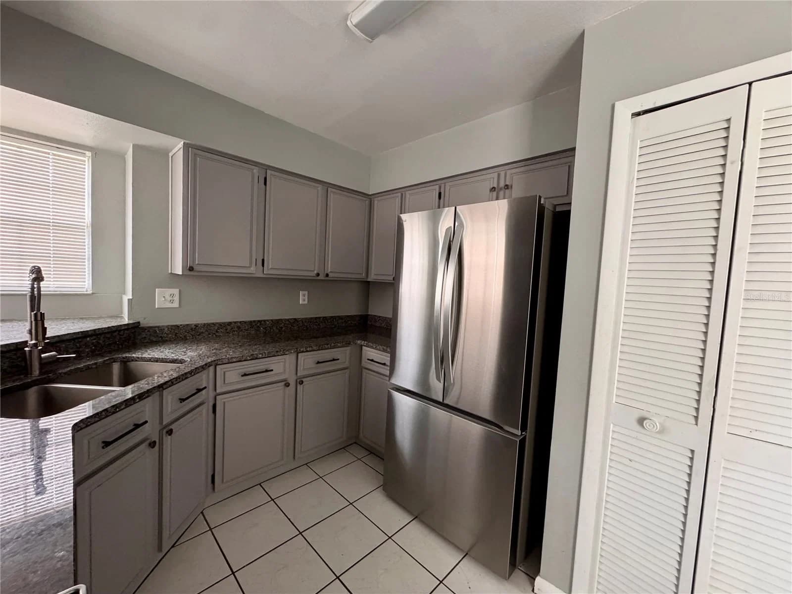 4125 VISTA 5