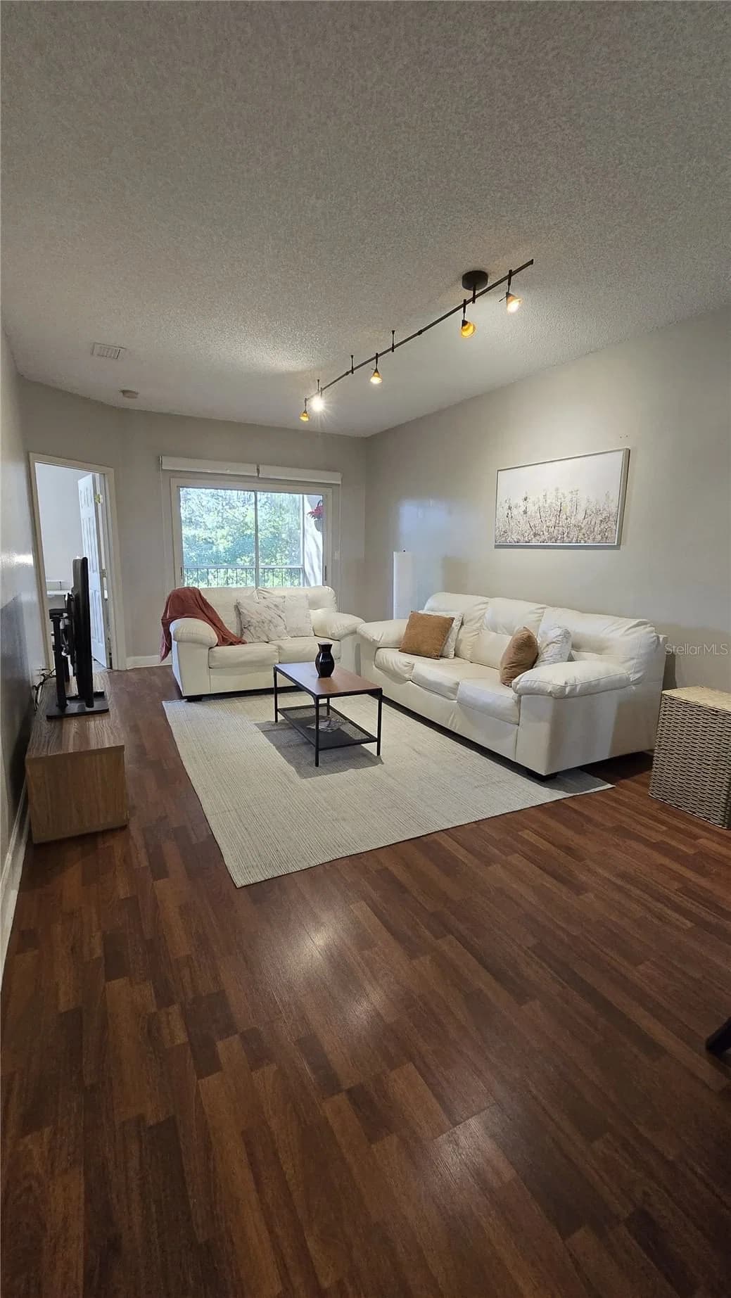 8838 CORAL PALMS 4