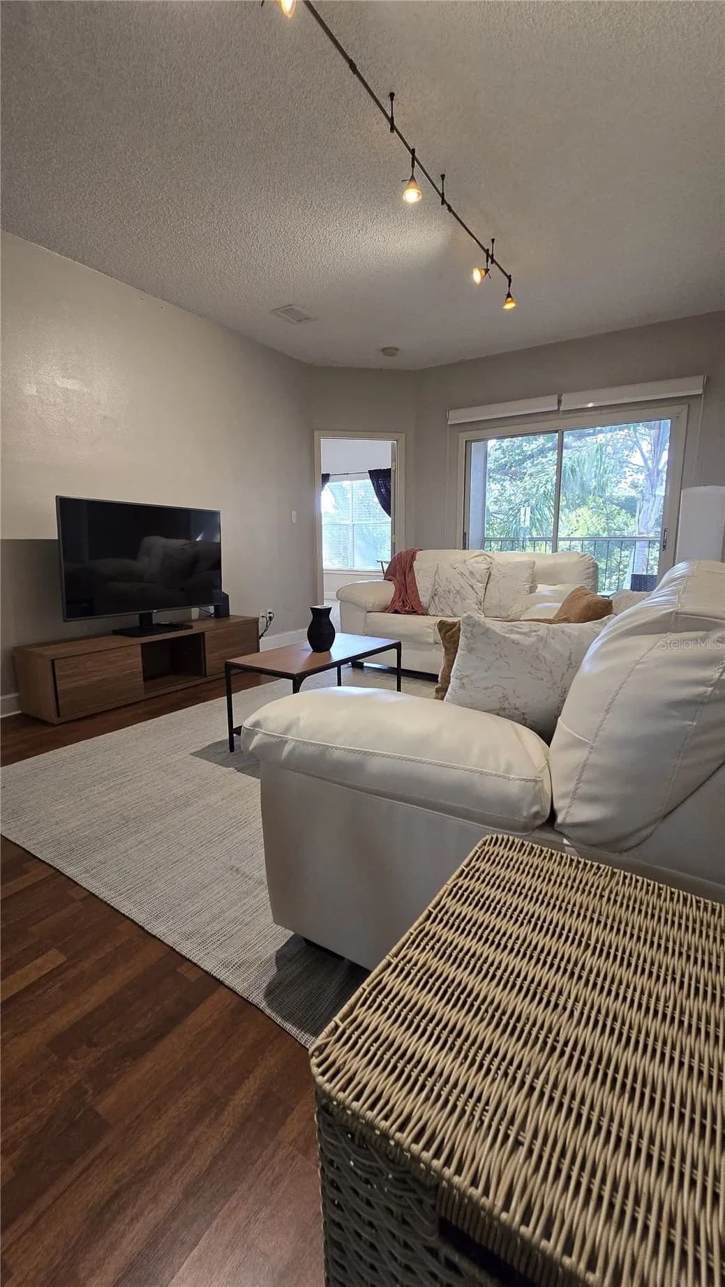 8838 CORAL PALMS 5