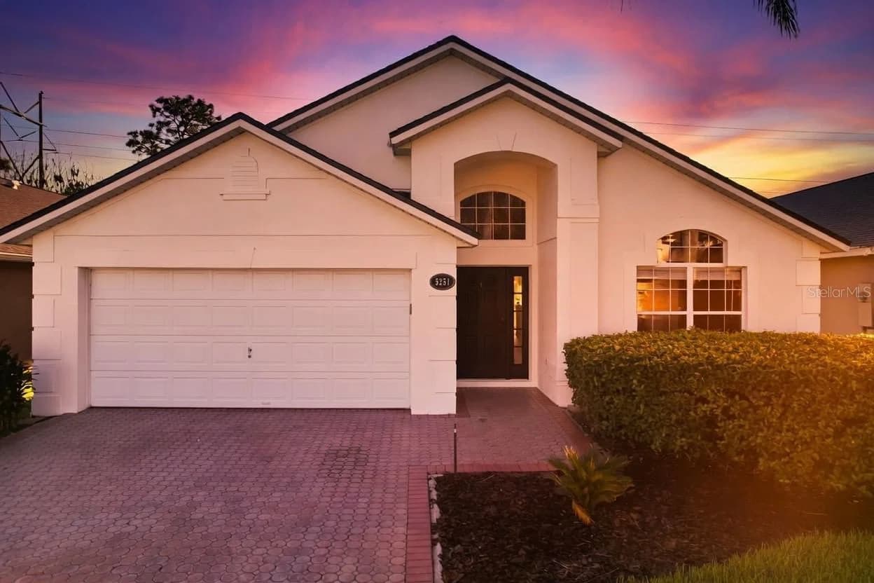 5251 LOS PALMA VISTA Drive 4