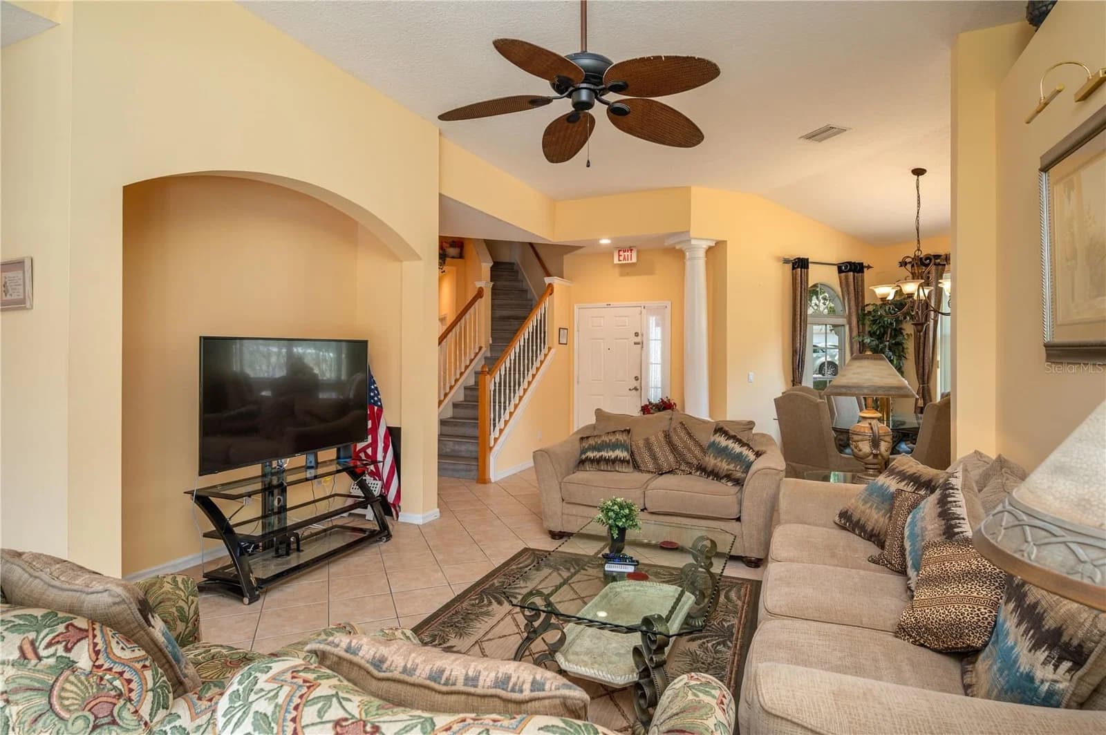 106 SENECA LN 4