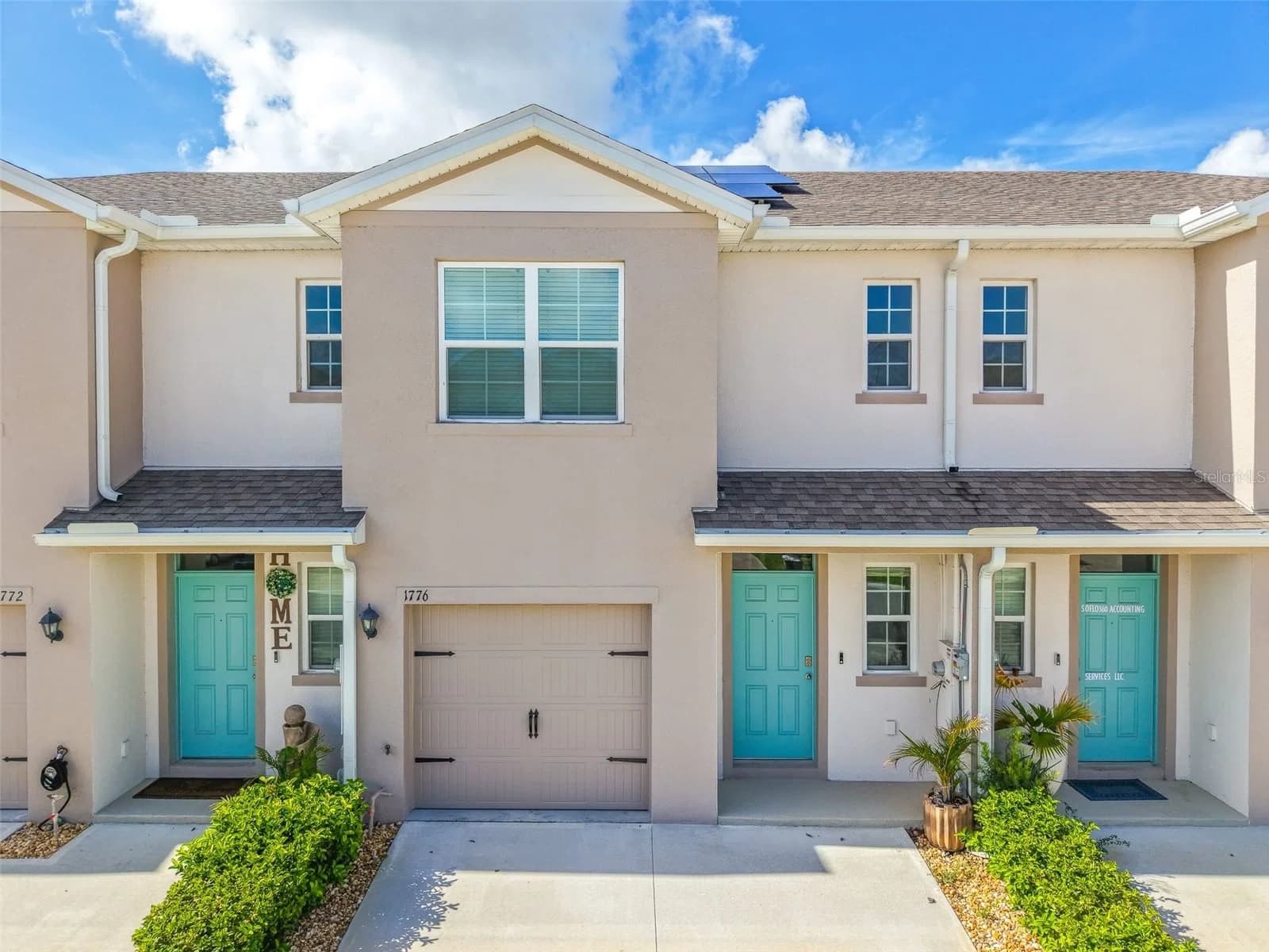 1776 ROCK ELM 2