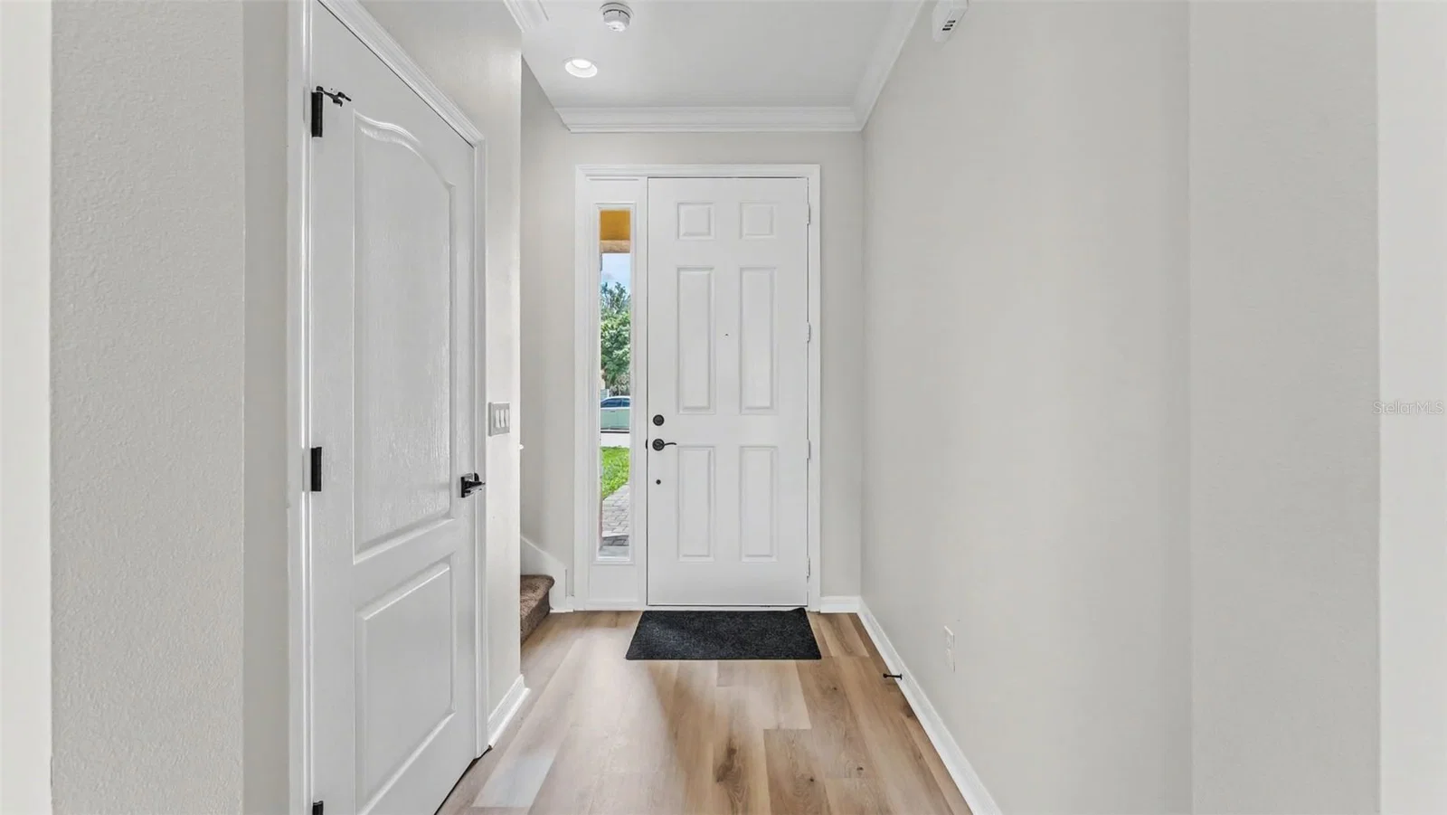 1126 CHERVIL DR 4