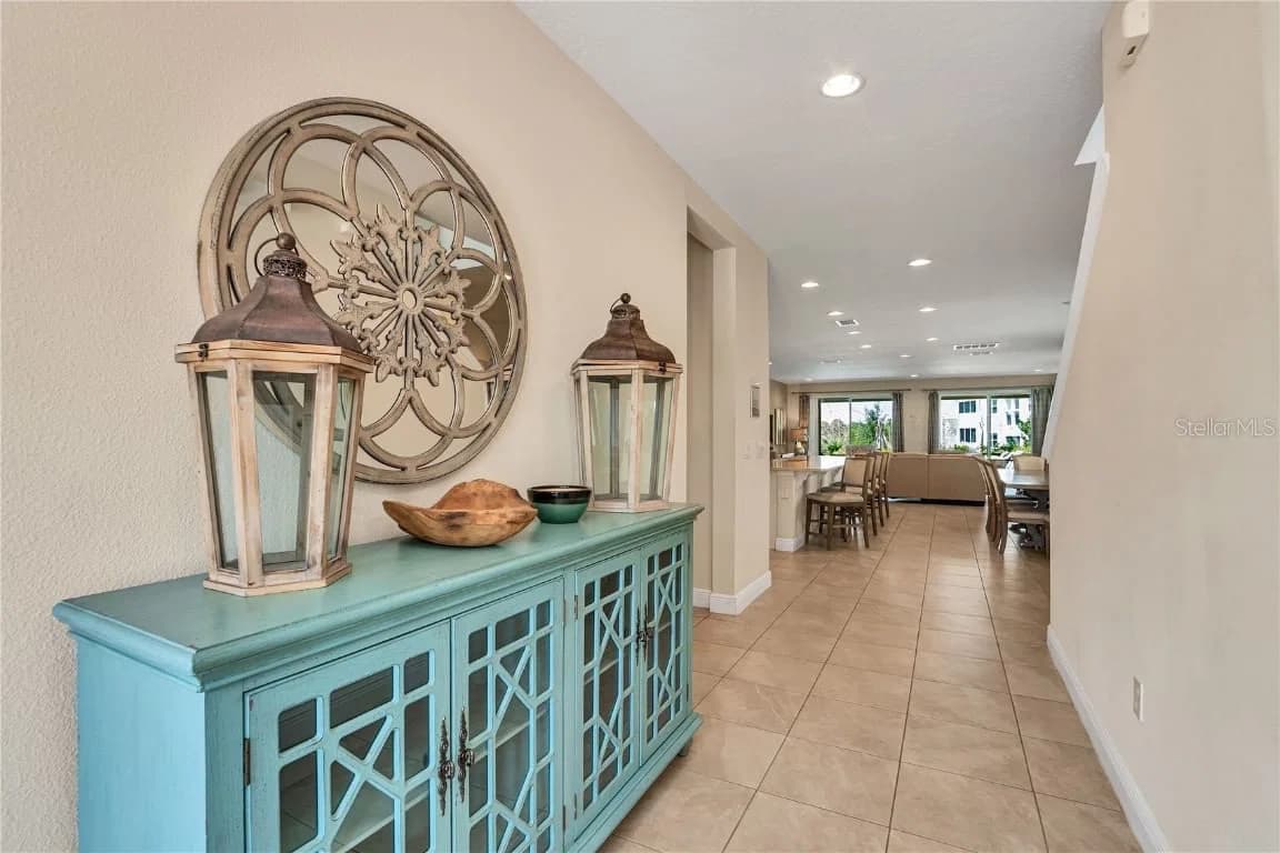 7708 FAIRFAX Drive 4