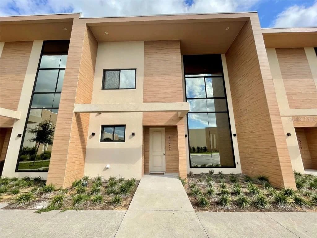 7577 BROOKLYN Drive, Kissimmee, FL 34747