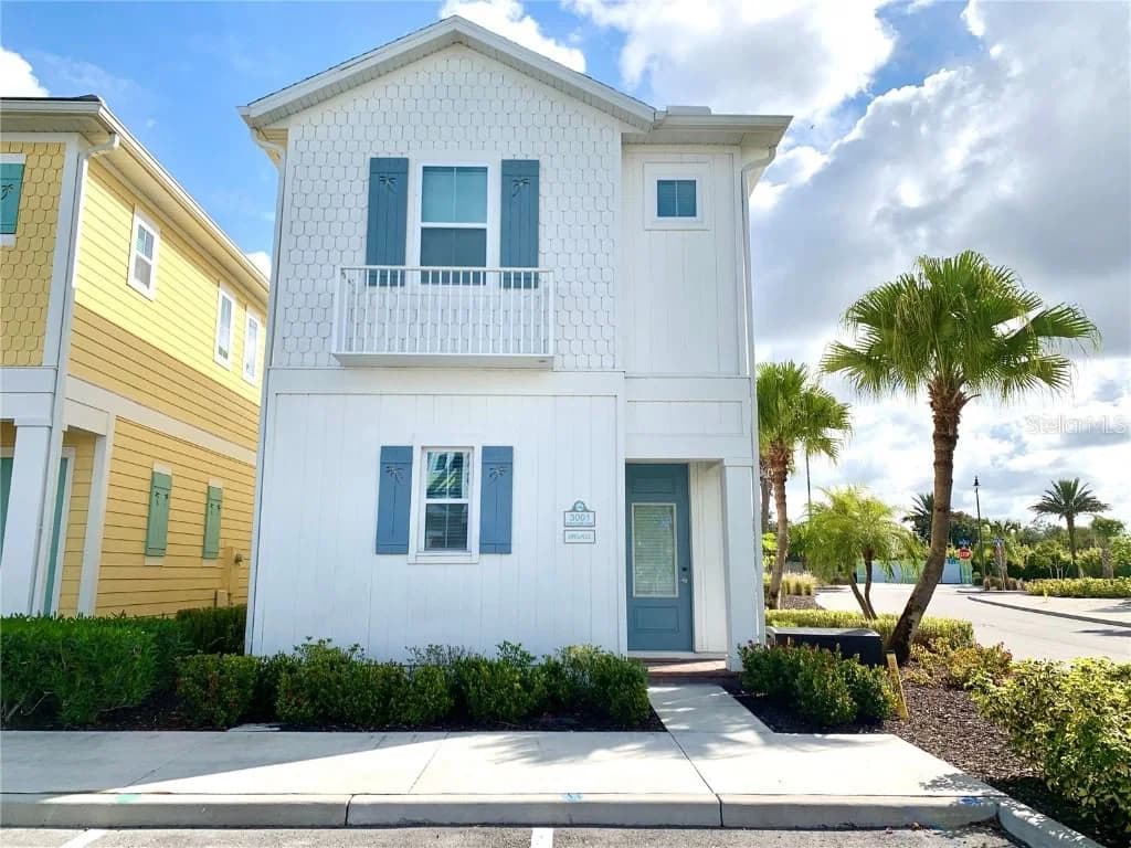 3001 SEA PLANE Lane, Kissimmee, FL 34747