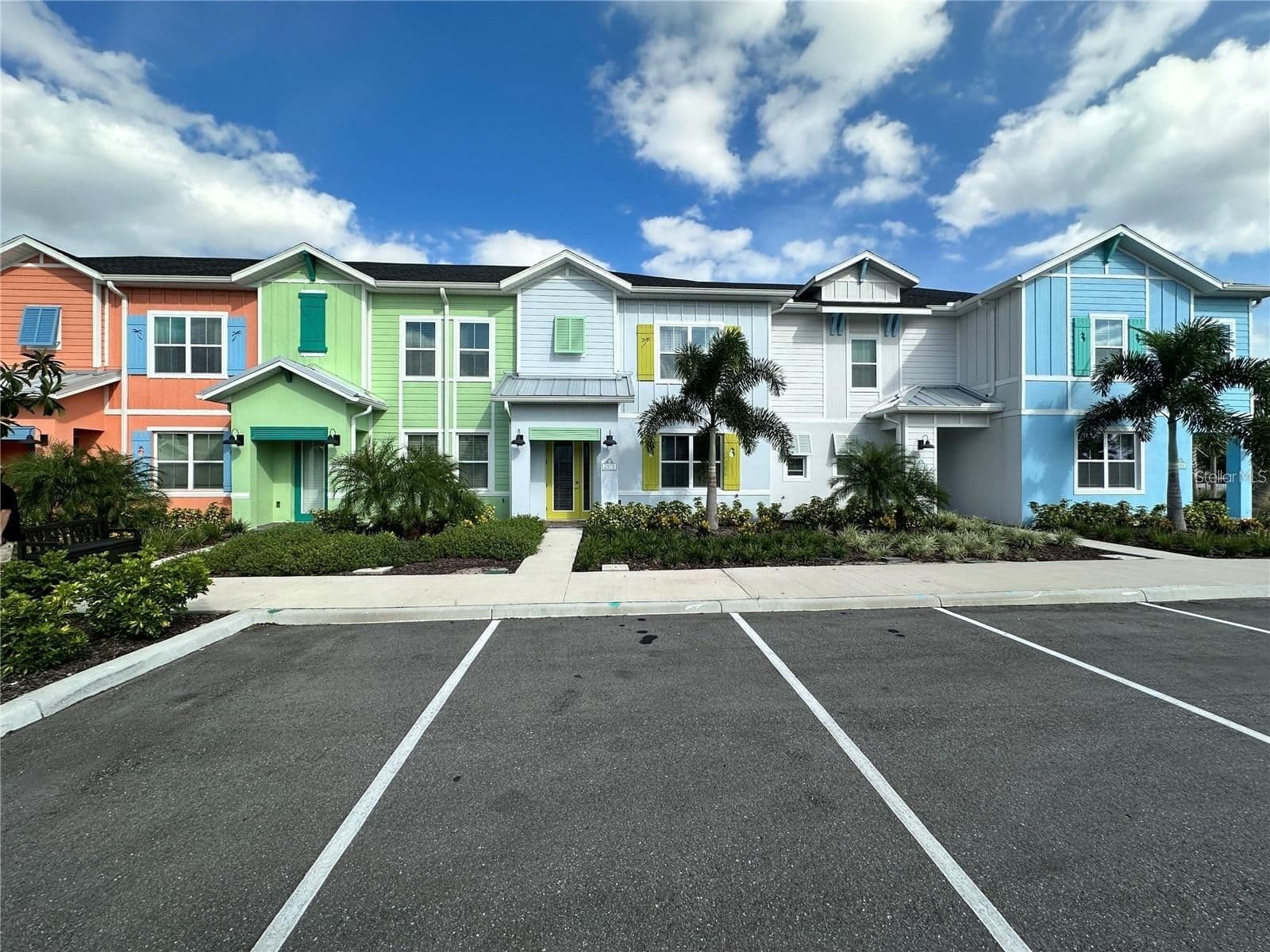 2972 ON THE ROCKS Point, Kissimmee, FL 34747