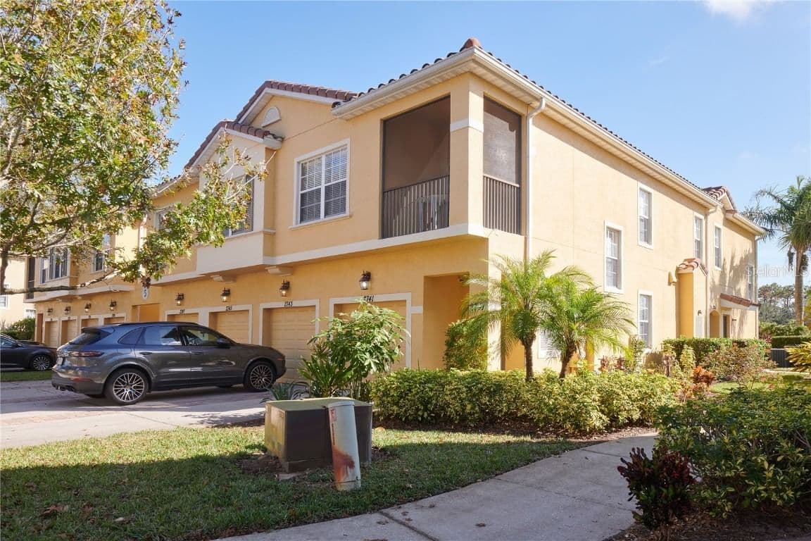 2745 OAKWATER Drive, Kissimmee, FL 34747 2