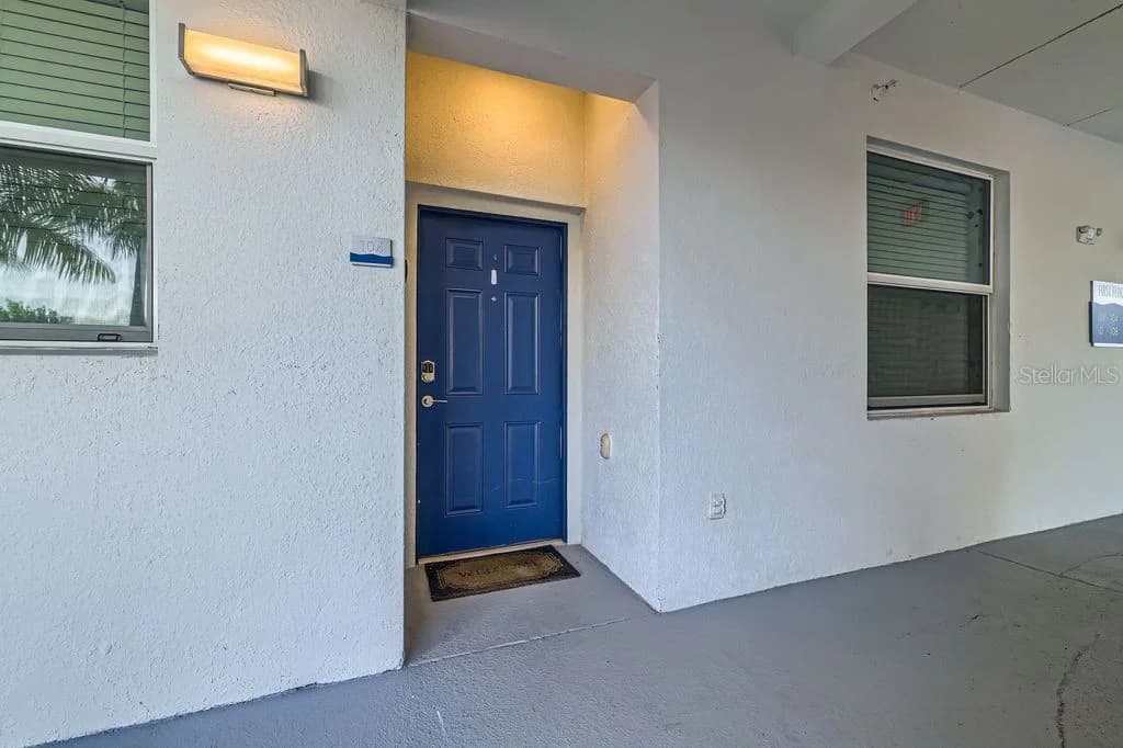 4731 CLOCK TOWER Drive #104, Kissimmee, FL 34746 2