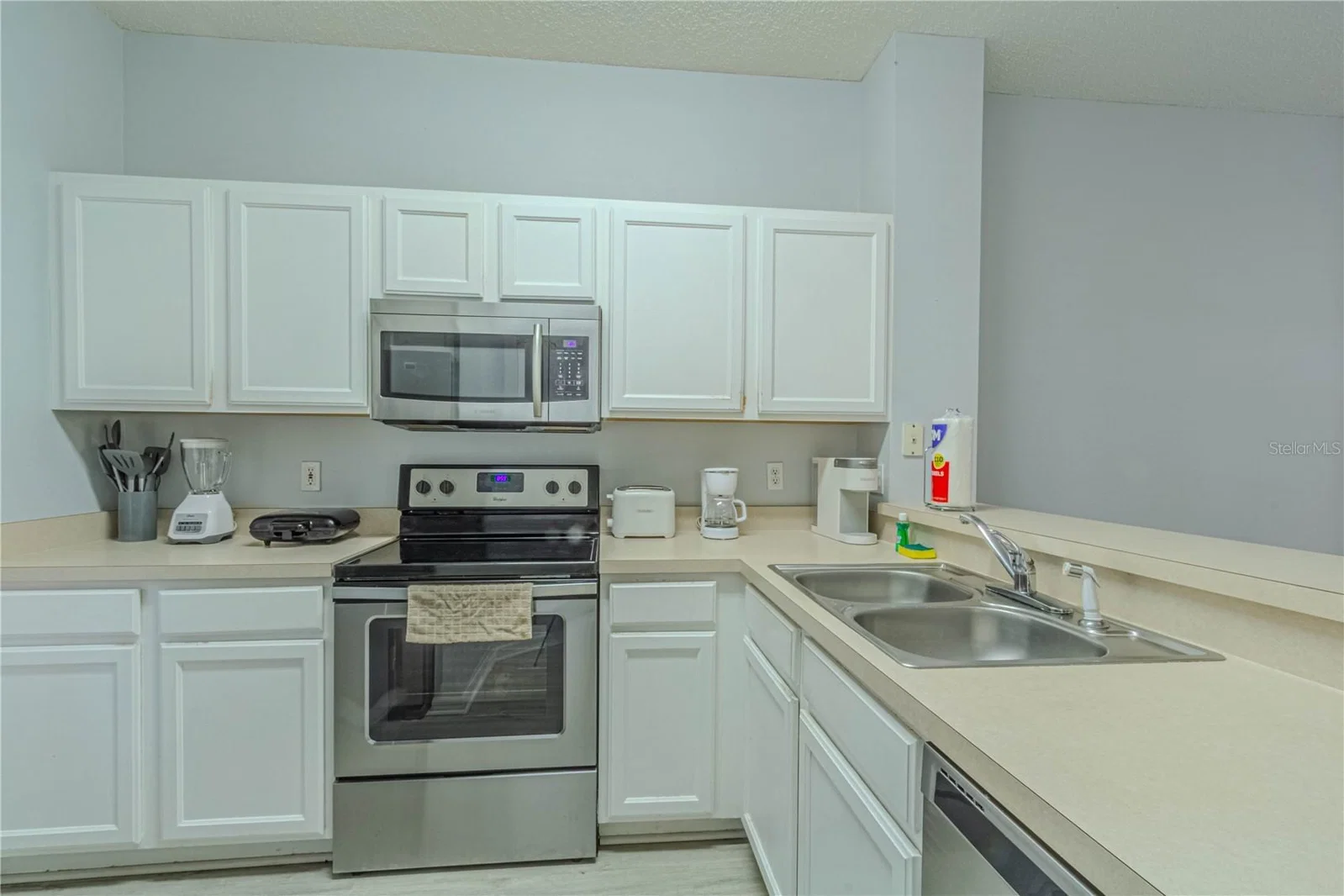 8502 CRYSTAL COVE Loop, Kissimmee, FL 34747 3