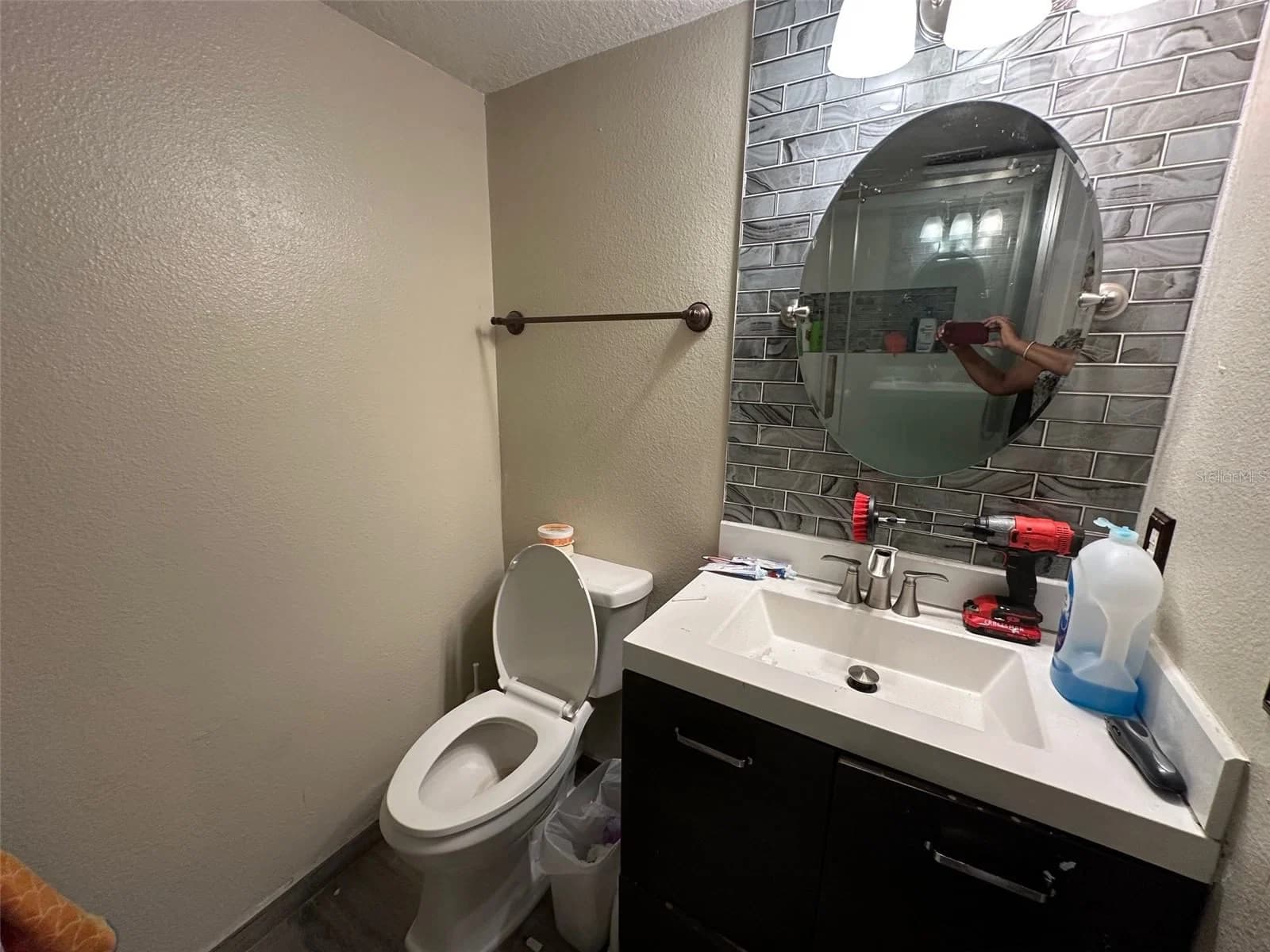 1909 LAKEVIEW Place 5