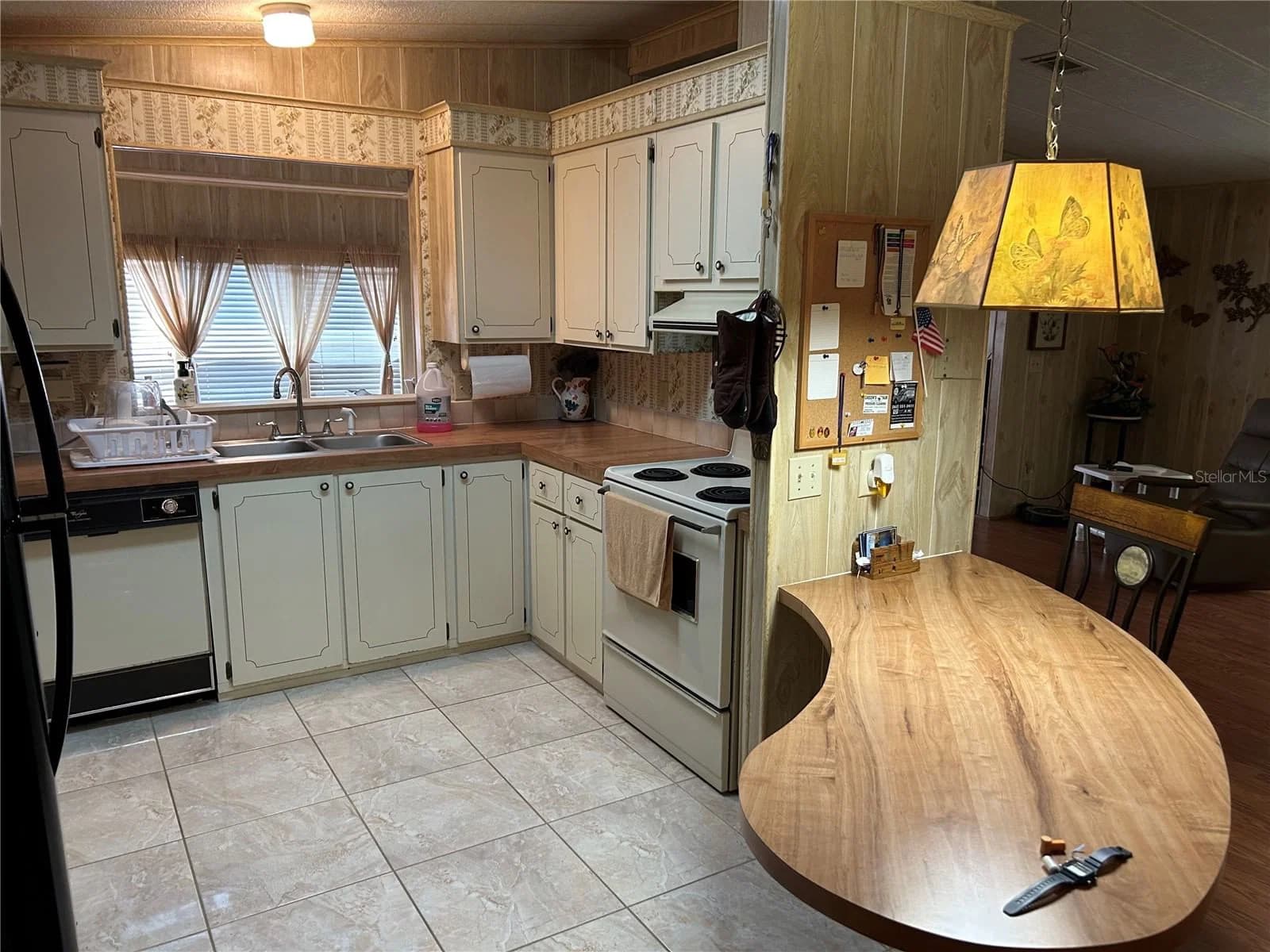 244 MENLO PARK 4