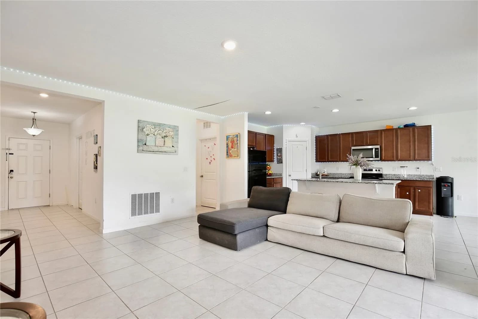 490 TAFT 4