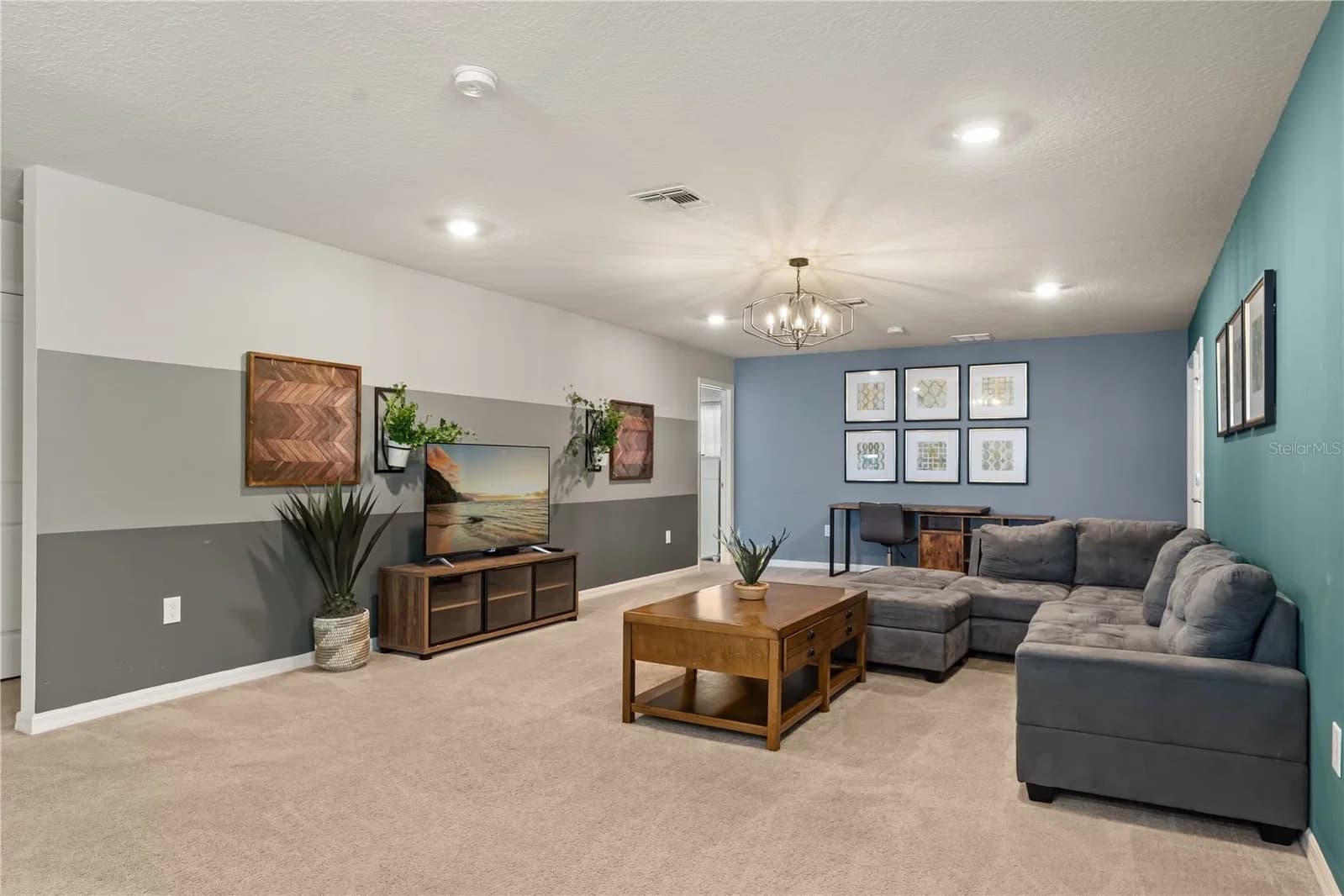 2036 LELANI CIR 5