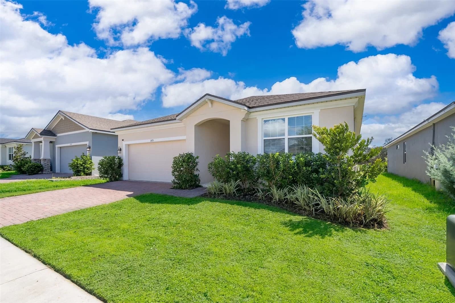 1073 TURQUOISE WAVES Cove, Kissimmee, FL 34747 2
