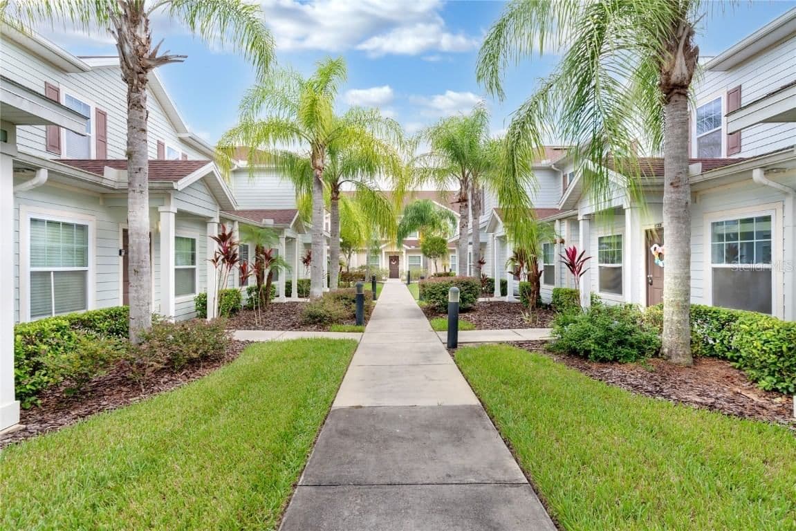 3210 OYSTER Lane, Kissimmee, FL 34747 3