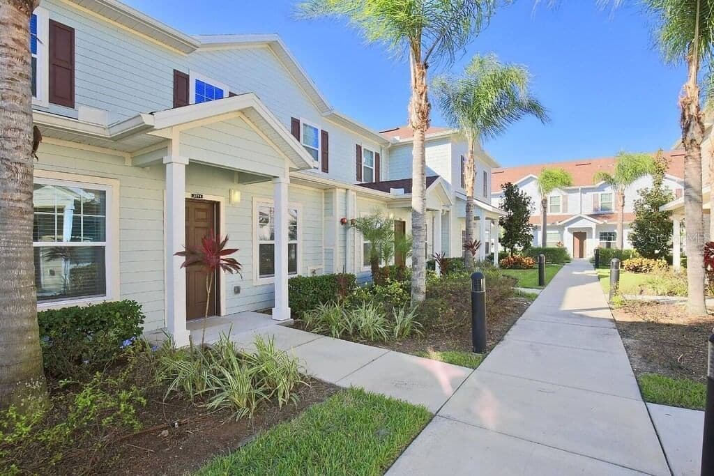 3211 WISH Avenue, Kissimmee, FL 34747 2