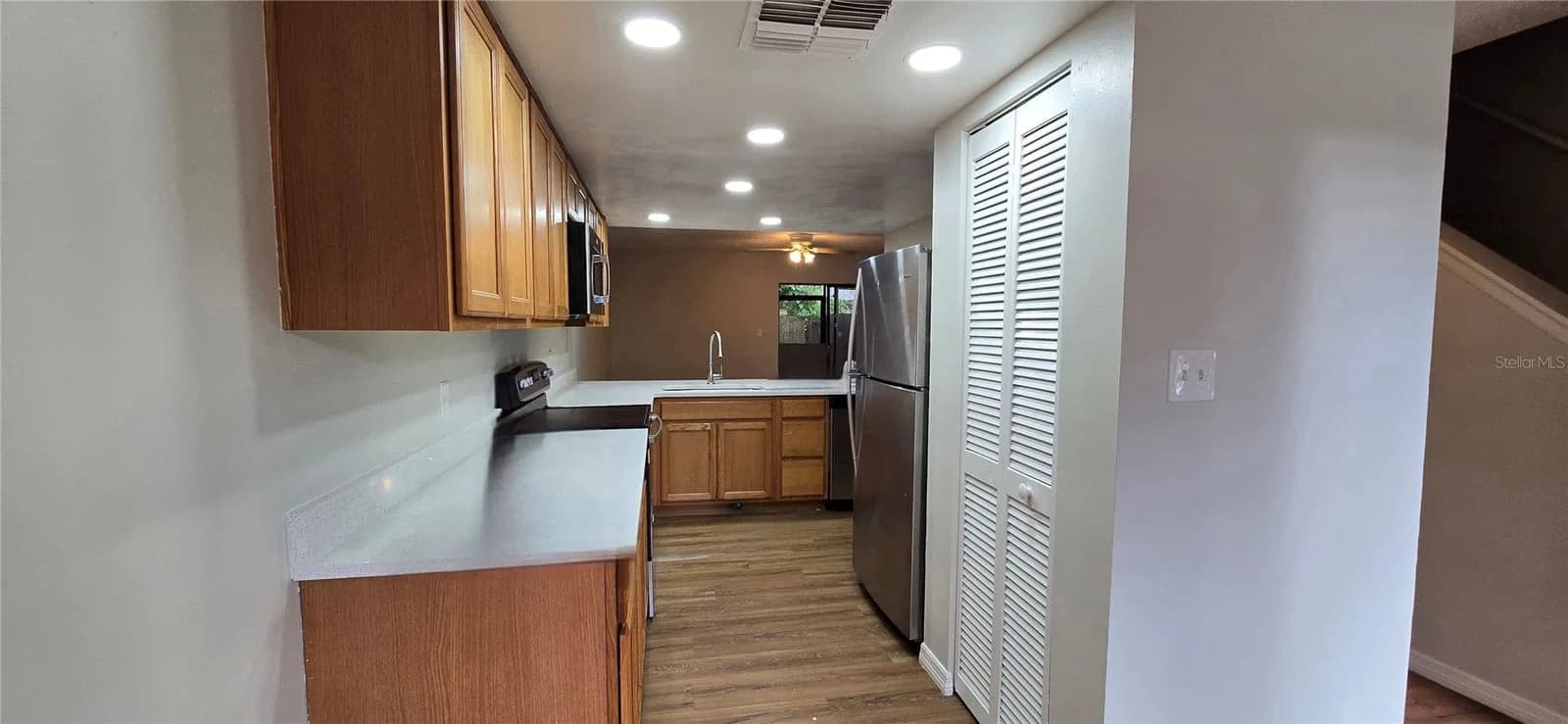 1834 FOXHALL, Kissimmee, FL 34741 2